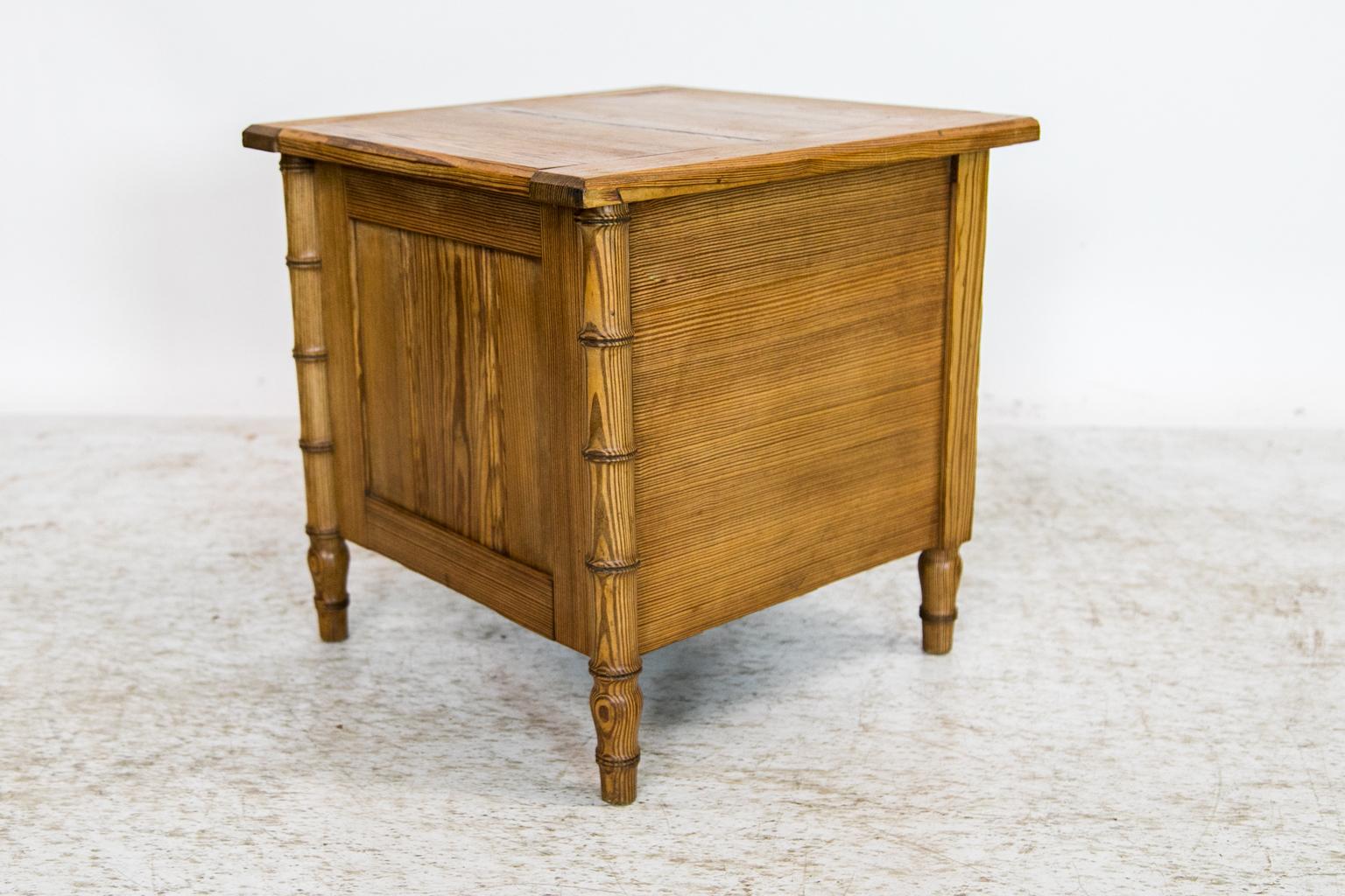 Small Pine Commode 4