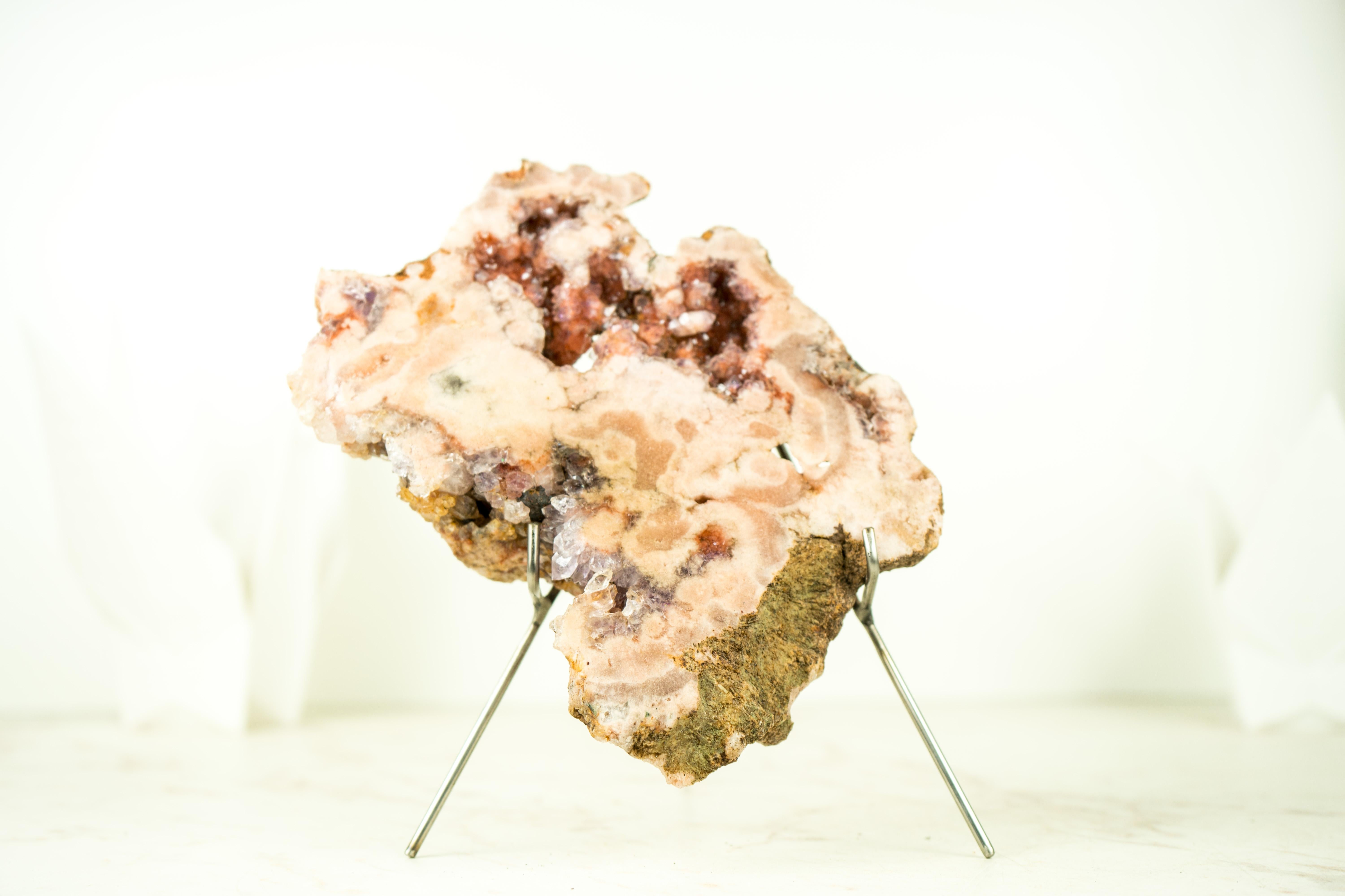 Piccola lastra di geode di ametista rosa, un regalo di Nature, un accento, una decorazione di cristallo da tavolo in vendita 6
