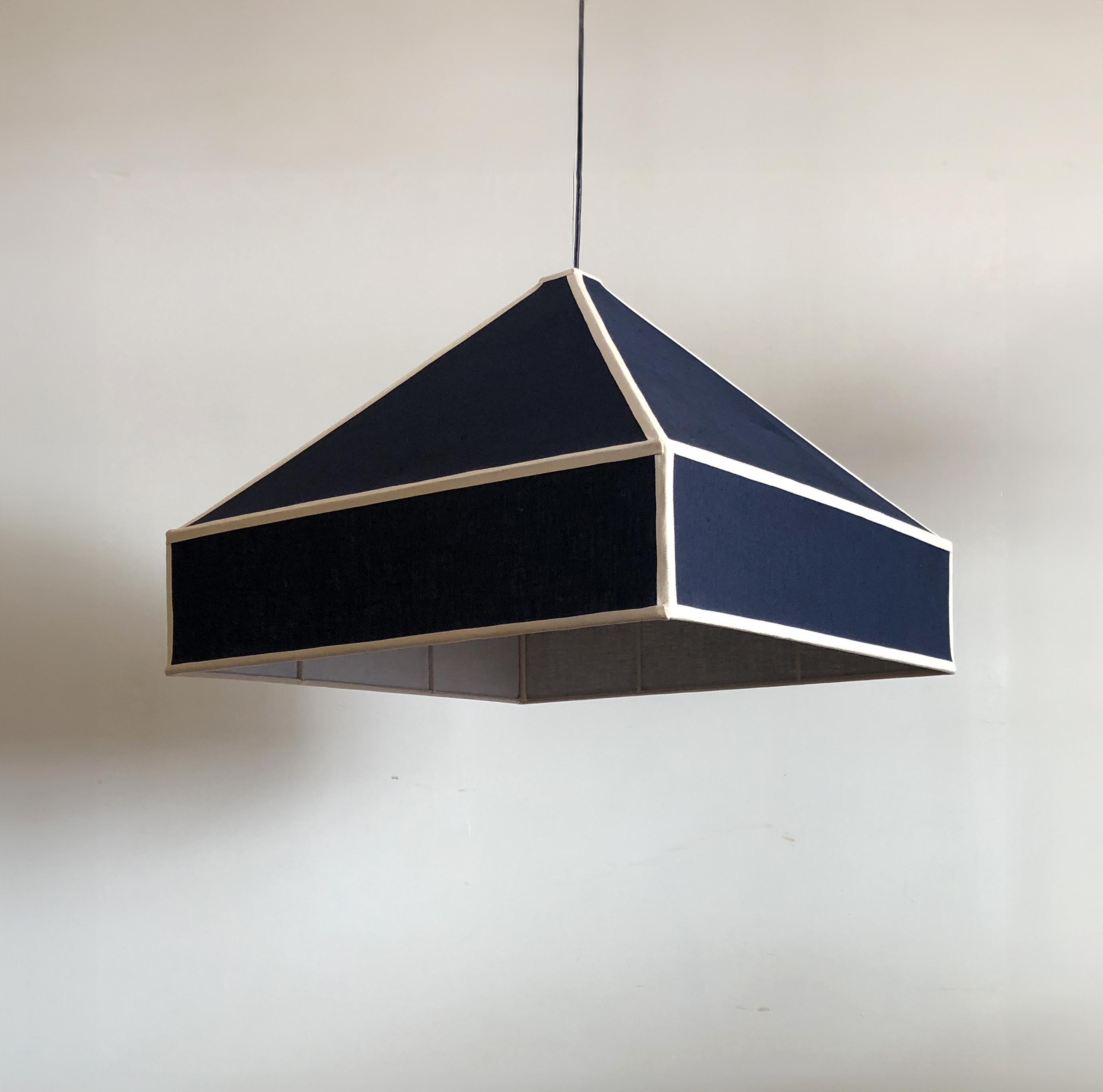 Petite lampe pendante plissée Piramide par NASSI en vente 4