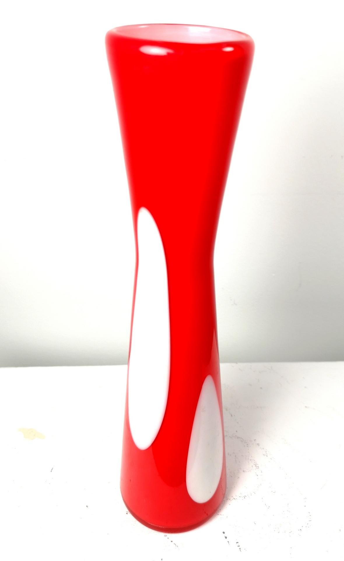 Mid-Century Modern Small Pop Art Style Hand-Made Glass Flower Vase, 1970s