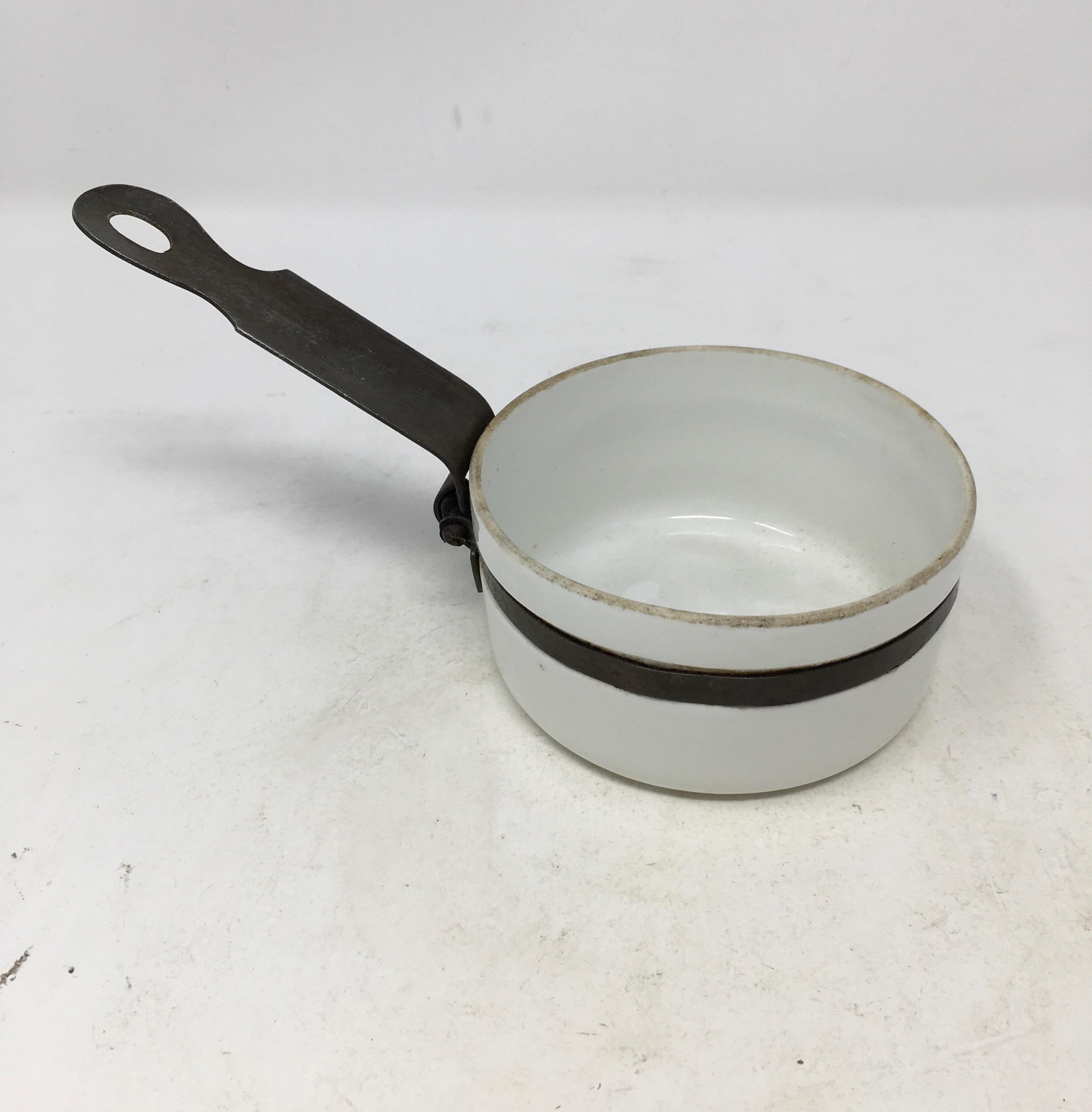 Small Porcelain and Metal Sauce Pan In Good Condition For Sale In Houston, TX