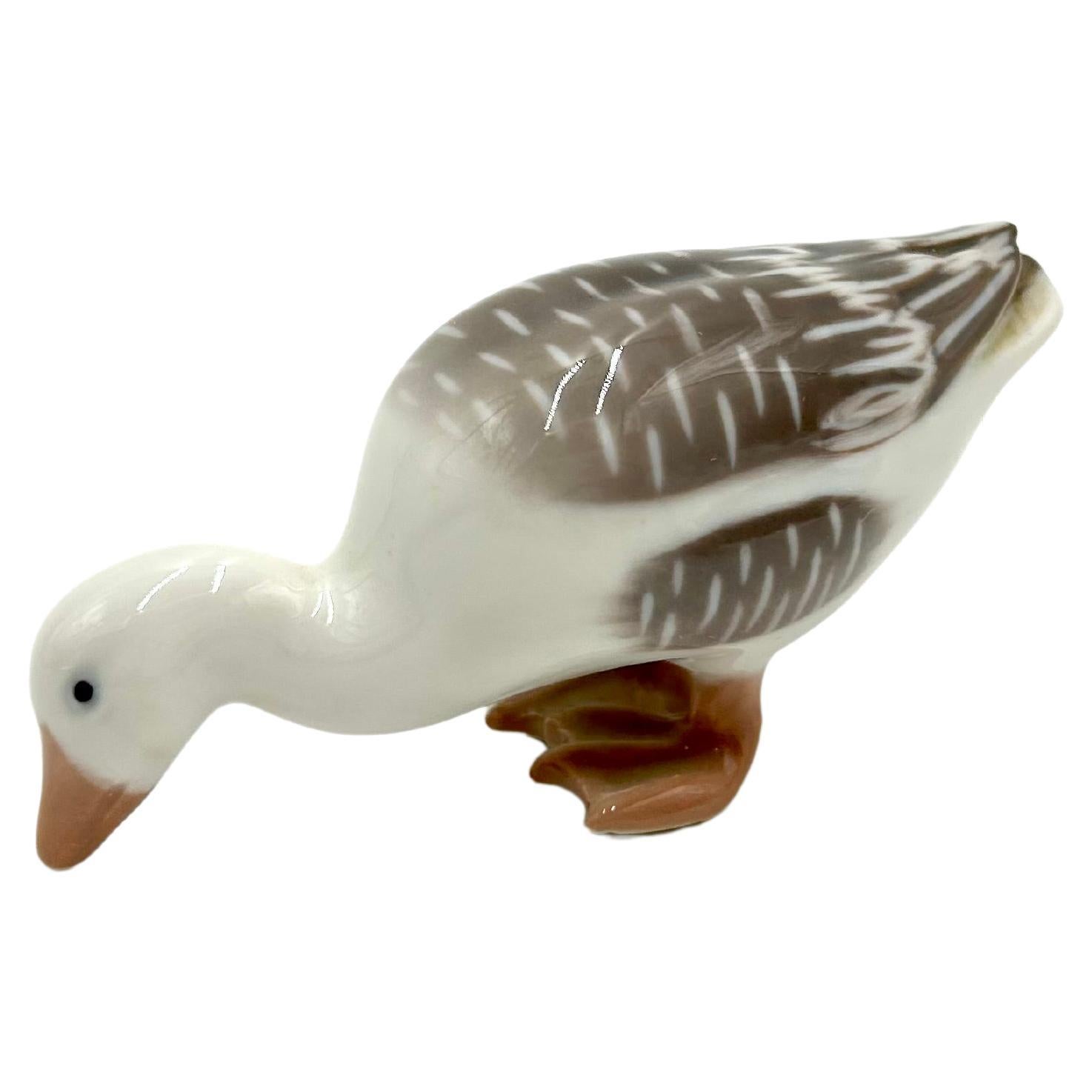 Small Porcelain Figurine "Goose", Bing & Grondahl, Denmark, 1980s For Sale