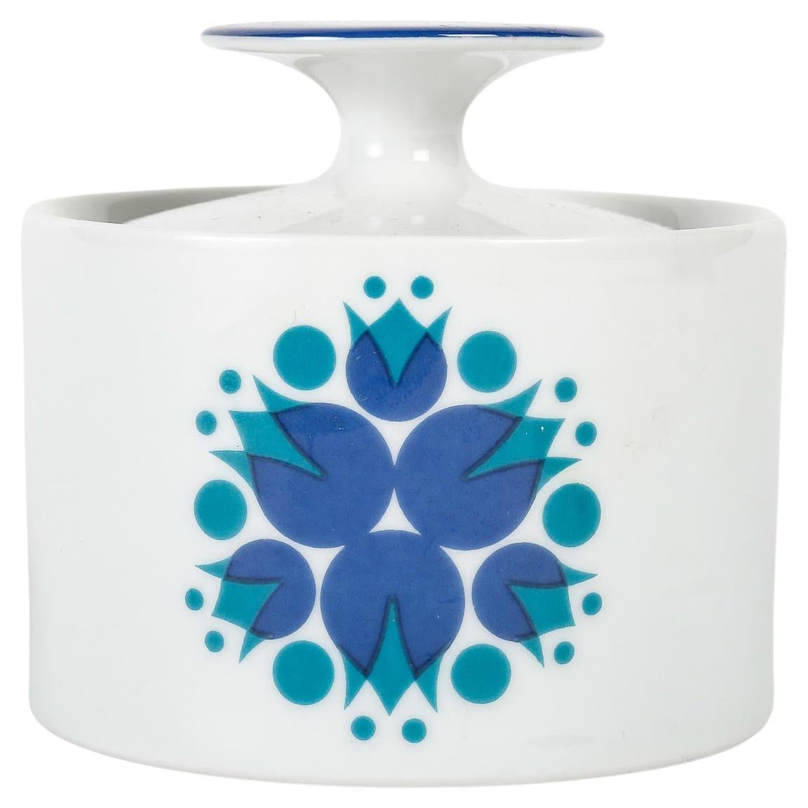 Small Porcelain Pot, Design Vintage 1960. For Sale