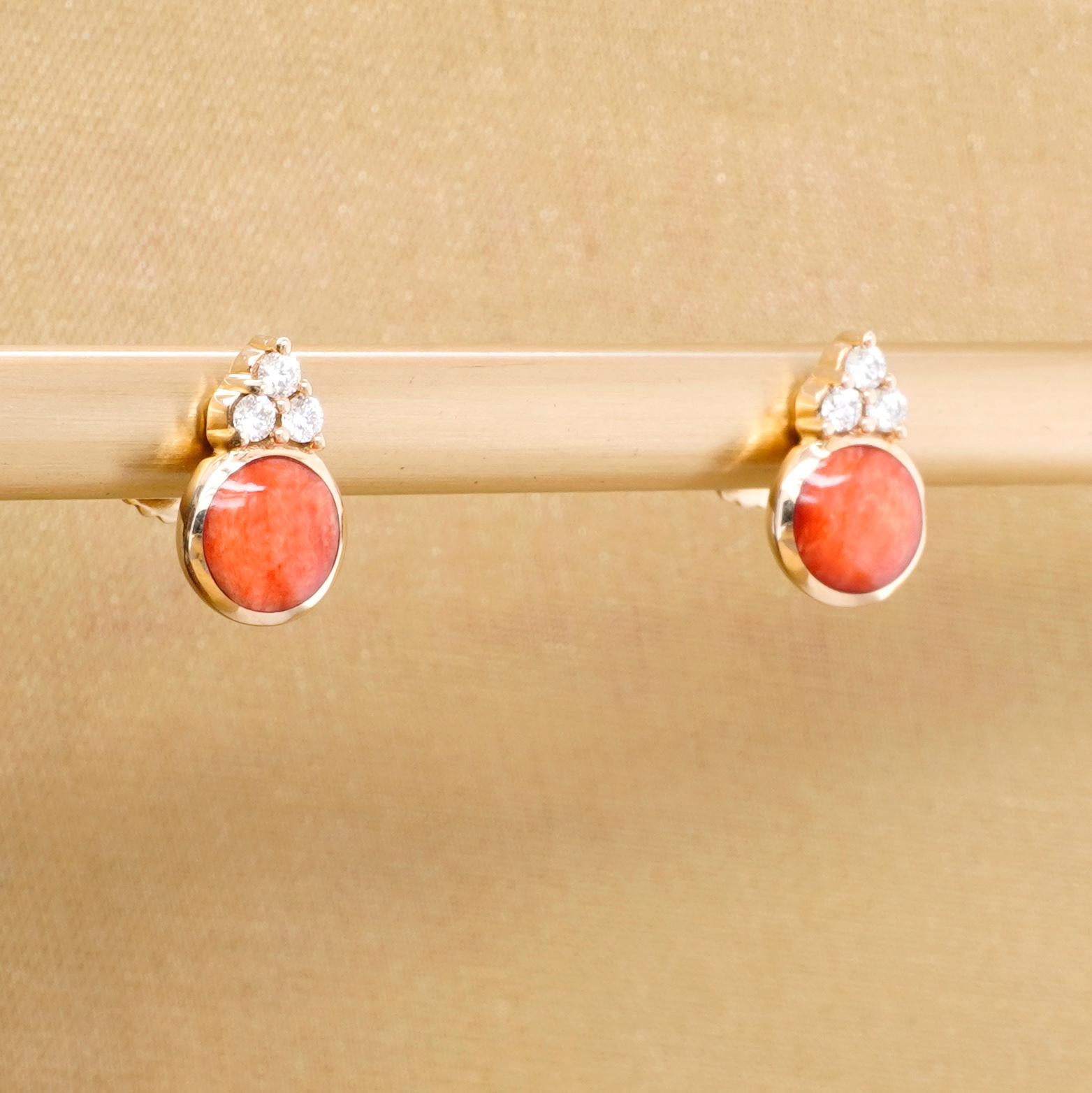 Small Post Earrings with Red Spiny Oyster and Diamond Detail, 14kt Gold For Sale 3