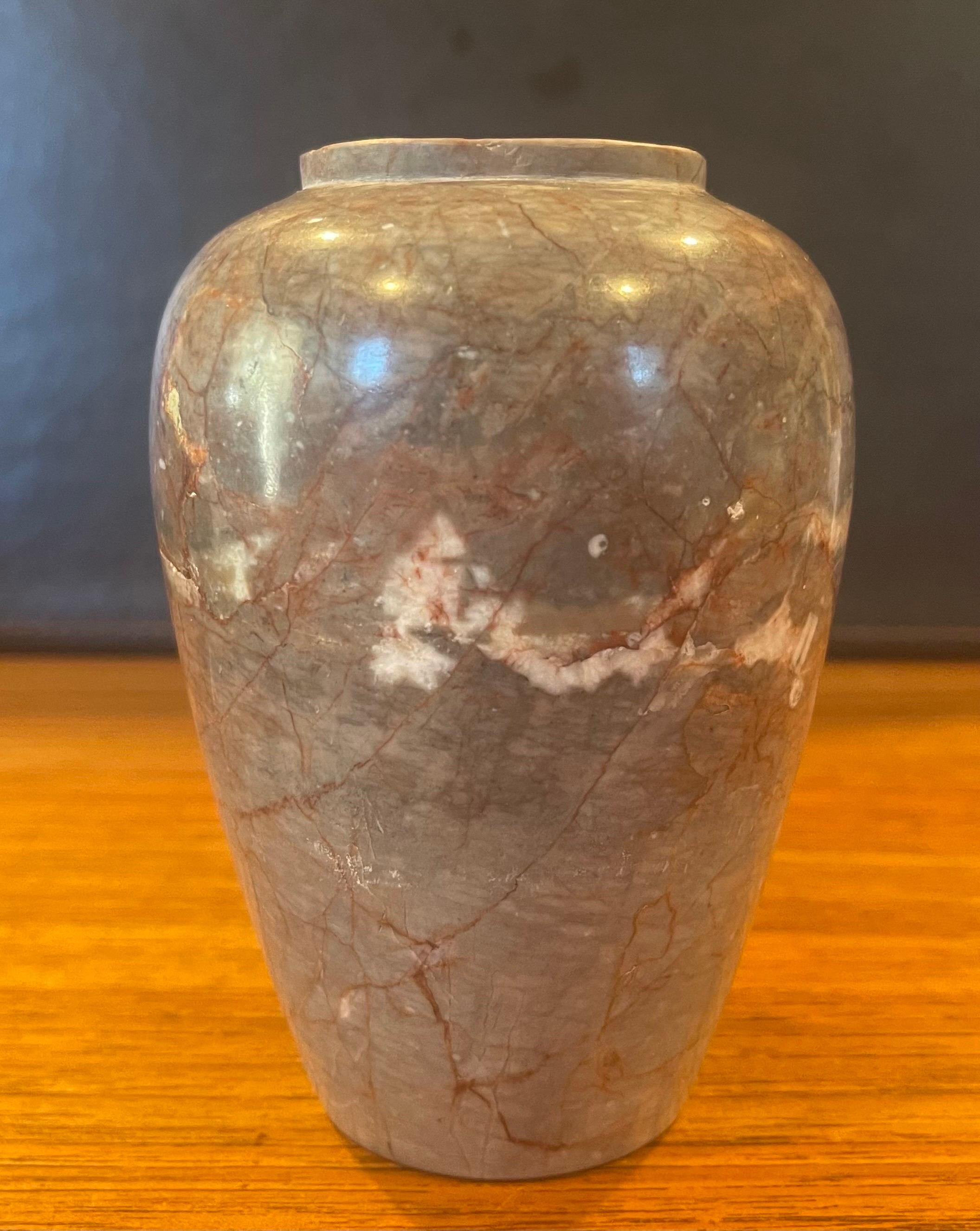 Small Post-Modern Italian Marble Vase For Sale 4