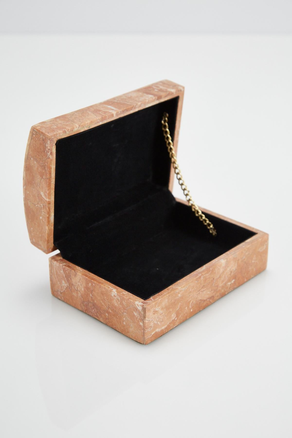 Inlay Small Postmodern Dark Peach Tessellated Stone Lidded Decorative Box, 1990s