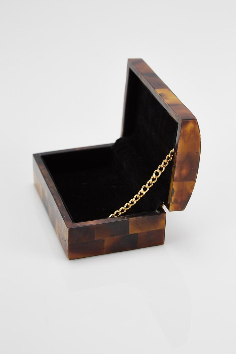Penshell Box Small Postmodern Tessellated Young Pen Shell Hinged Box, 1990s at 1stDibs
