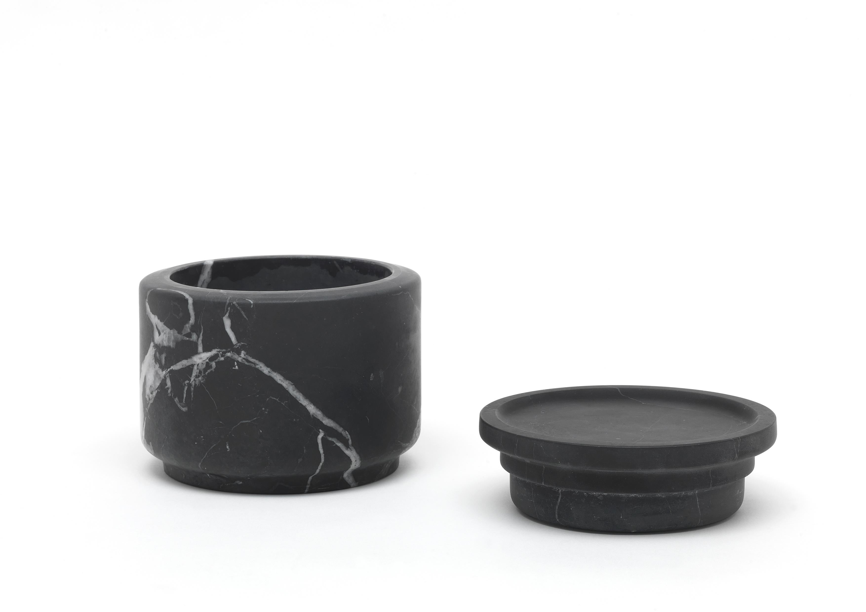New Modern Small Pot in Black Marquinia Marble by Ivan Colominas Stock In New Condition For Sale In Milan, IT