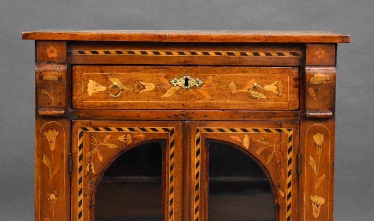 Small proportioned 19th Century Dutch Marquetry Cabinet In Good Condition For Sale In Lincoln, GB