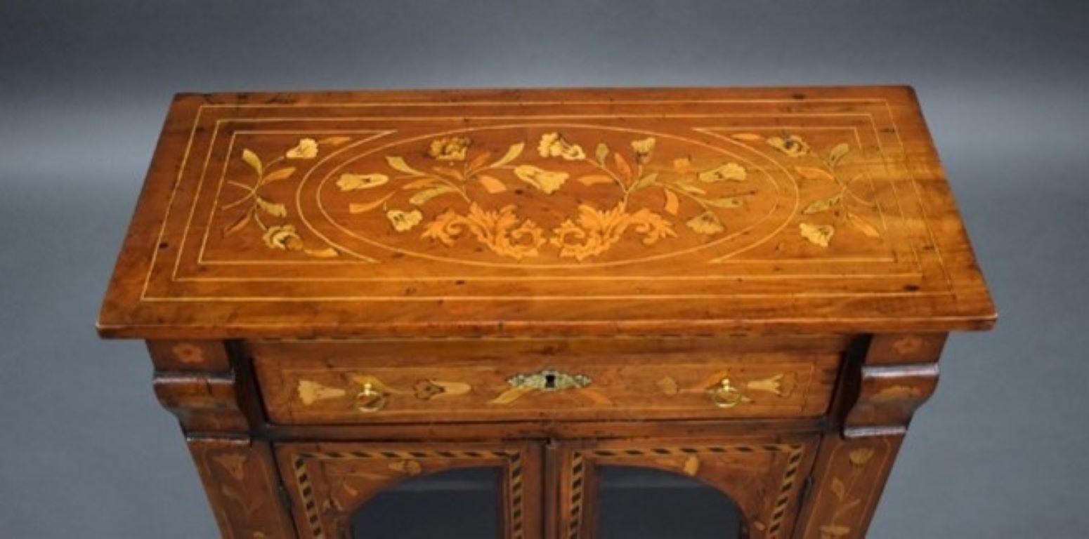 Small proportioned 19th Century Dutch Marquetry Cabinet For Sale 3