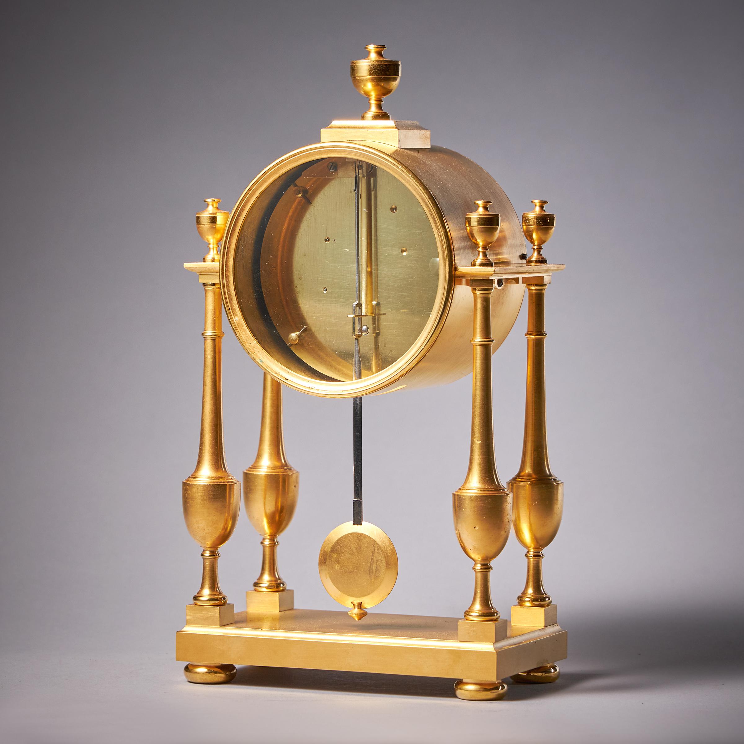 Small Proportioned Elegant Portico Mantel Clock by Janvier, c. 1815 In Good Condition In Oxfordshire, United Kingdom