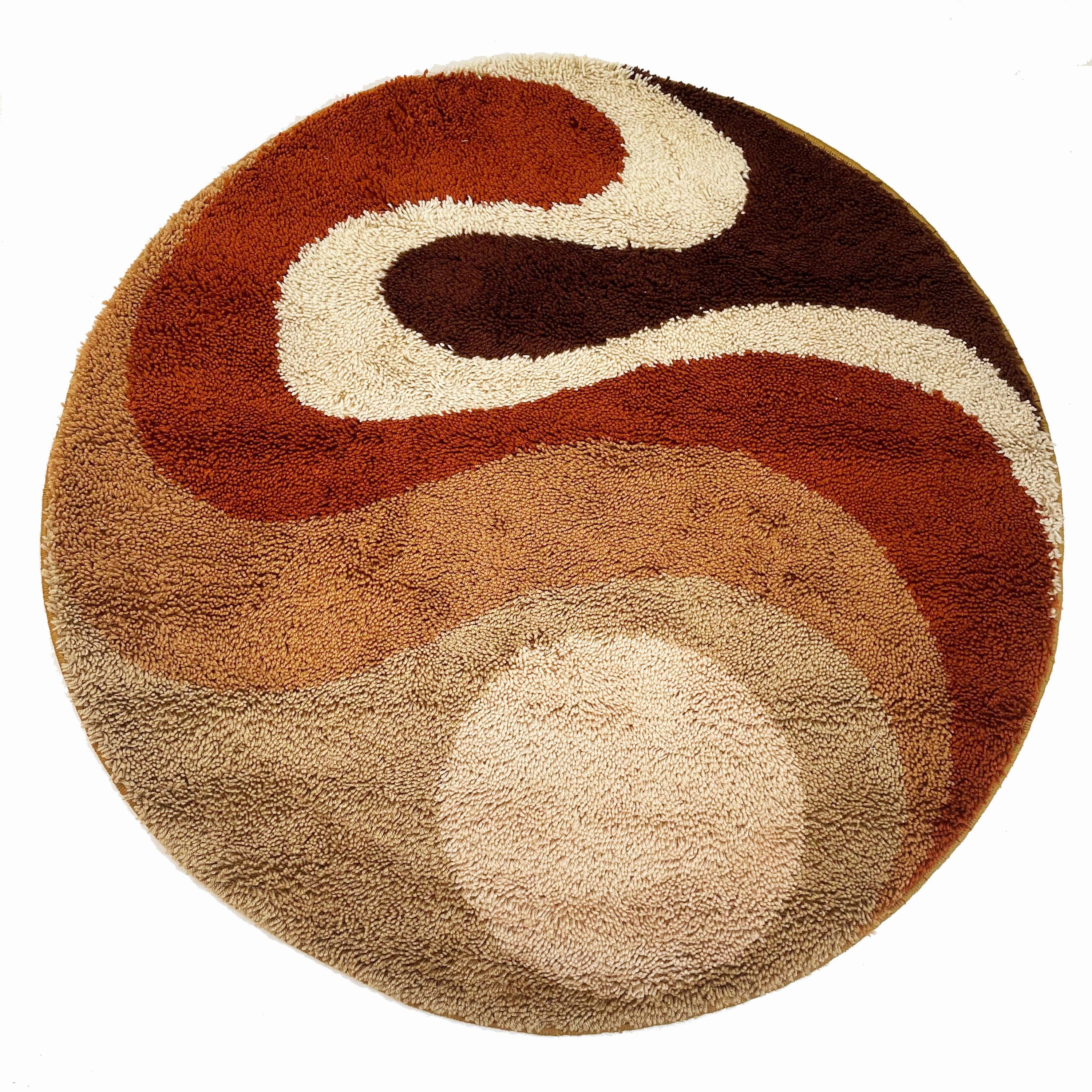 Small Psychedilic 1970s High Pile Rug by Prinstapijt Desso, Netherlands No 1