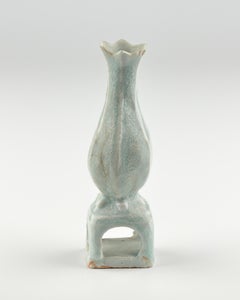 Small Qingbai Pear-Shaped Vase, Song-Yuan Dynasty(13-14th century)