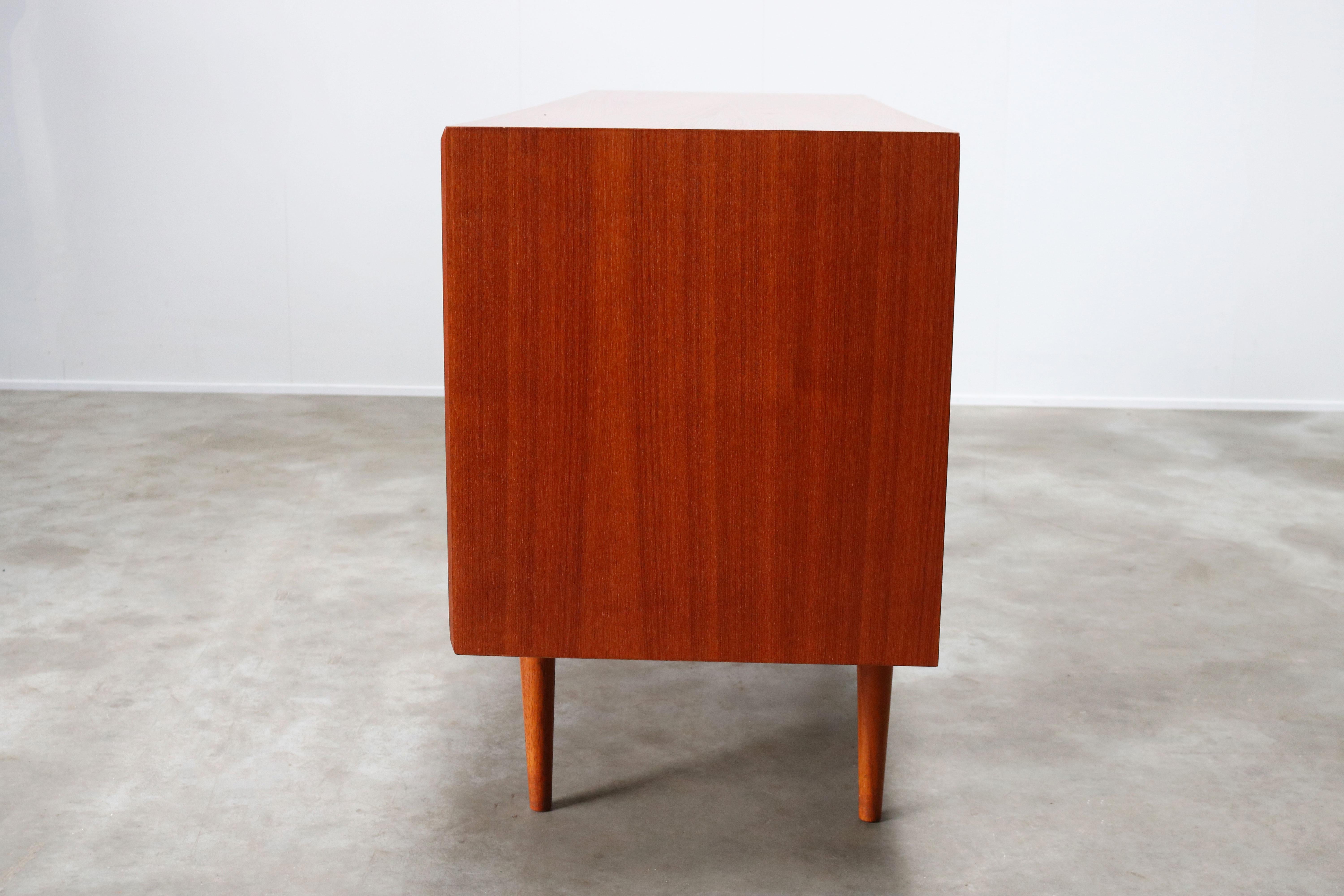 Small Rare Danish Sideboard / Credenza by Svend Aage Madsen for Faarup 1950 Teak 9