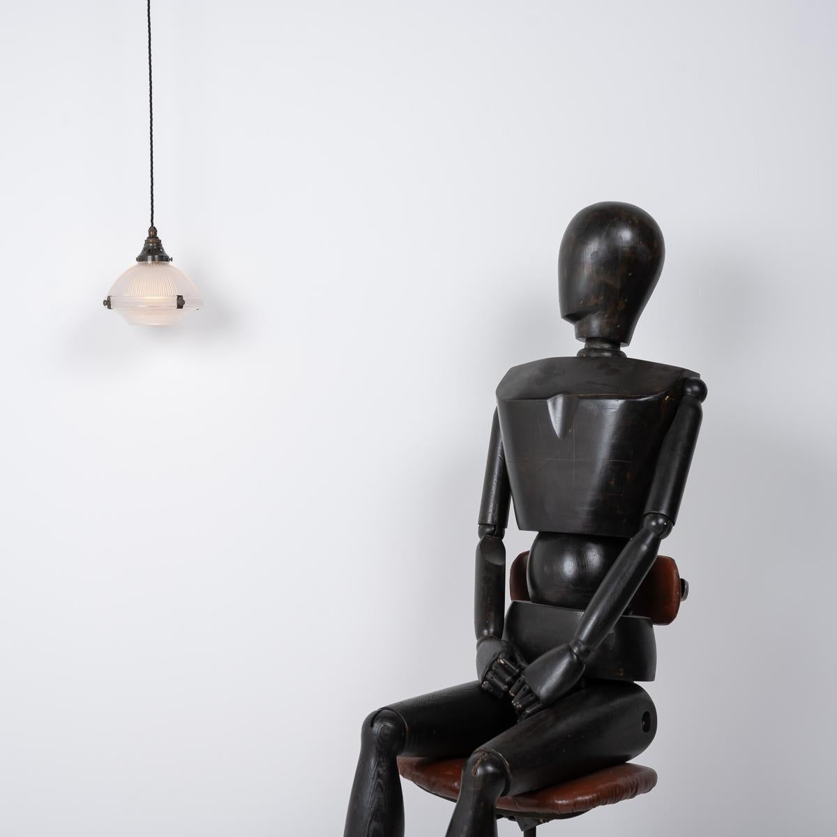 Britannico Piccola lampada a sospensione in due parti in Holophane riciclato in vendita