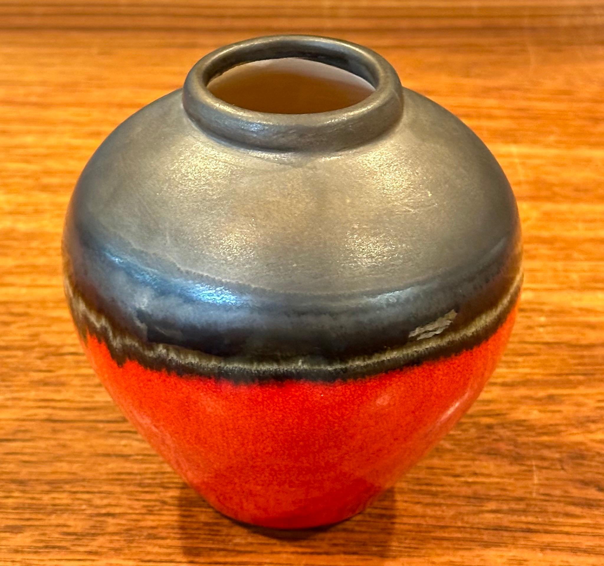 Small Red Lava Glazed Vase In Good Condition For Sale In San Diego, CA