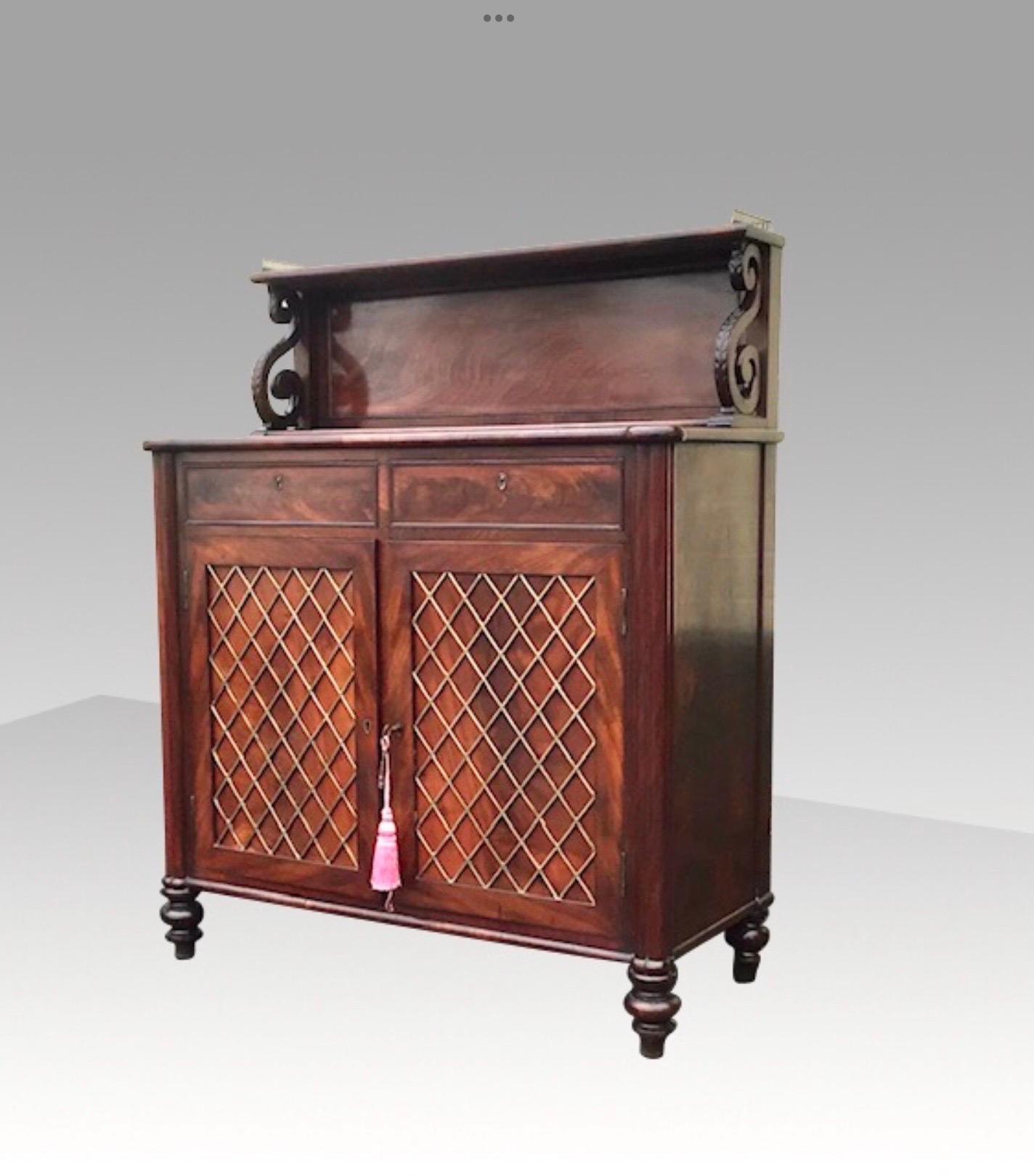 Small Regency Mahogany Antique Chiffioneer Cabinet Sideboard For Sale 1