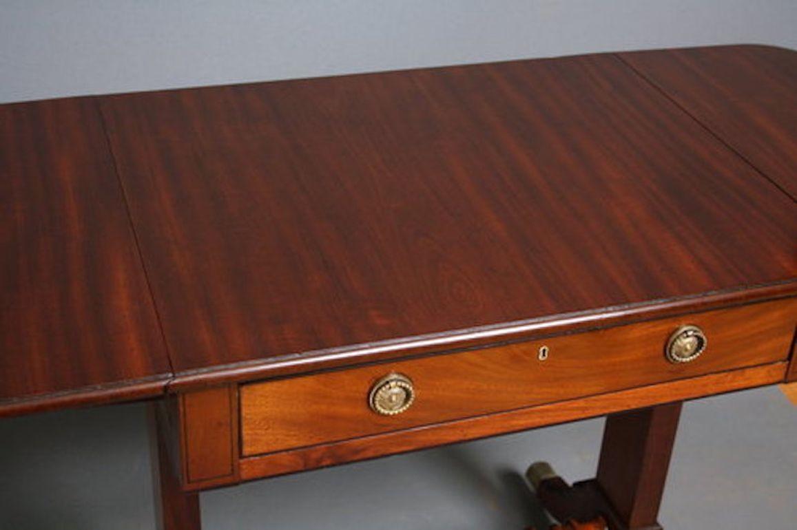 English Small Regency Sofa Table in Mahogany For Sale