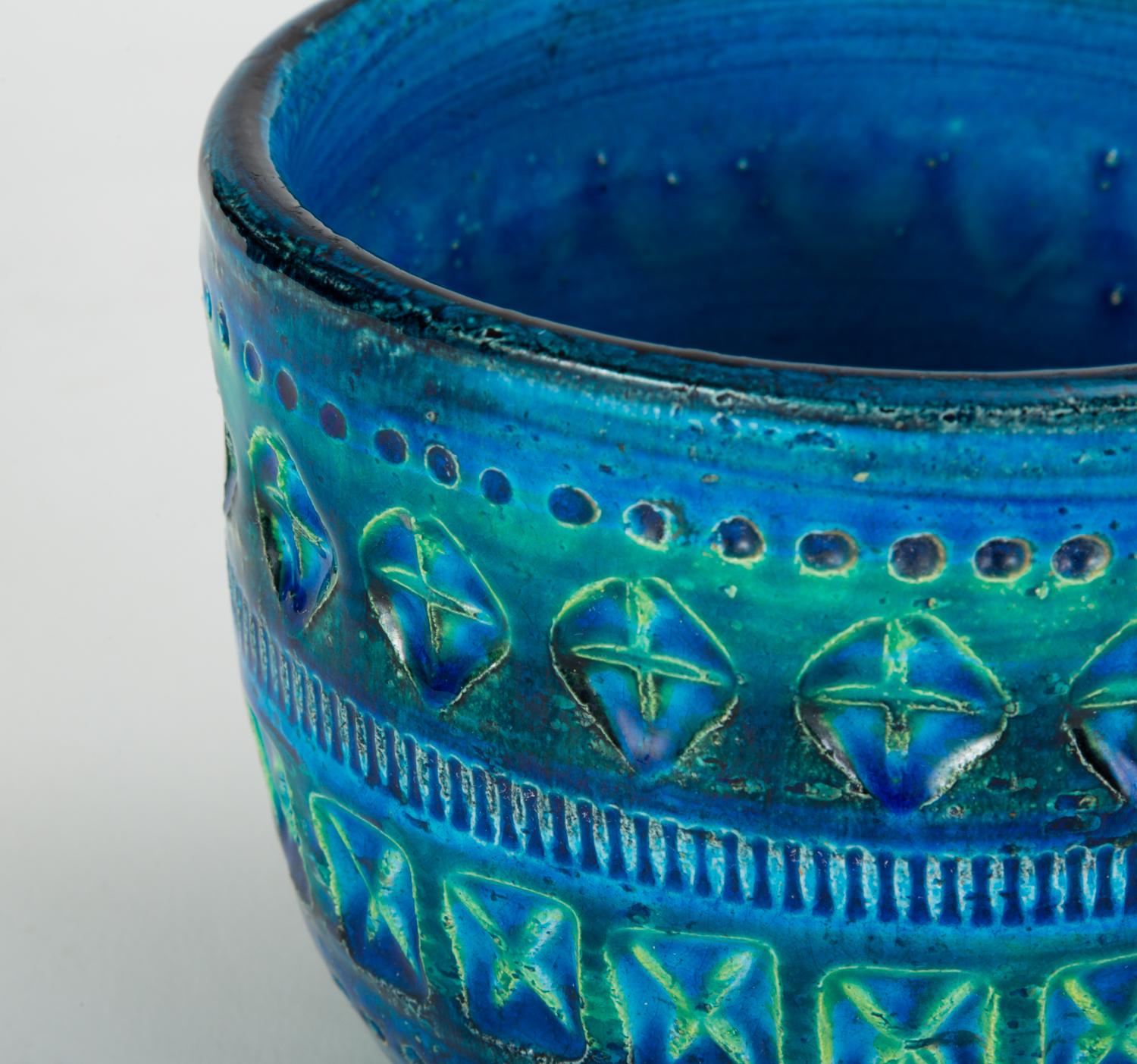 Small “Rimini Blu” Bowl or Vase by Aldo Londi for Bitossi 2