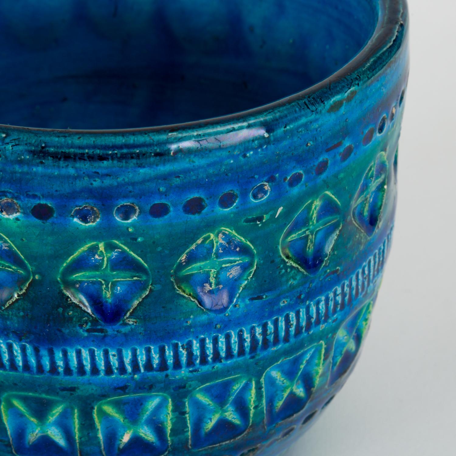 Small “Rimini Blu” Bowl or Vase by Aldo Londi for Bitossi 3