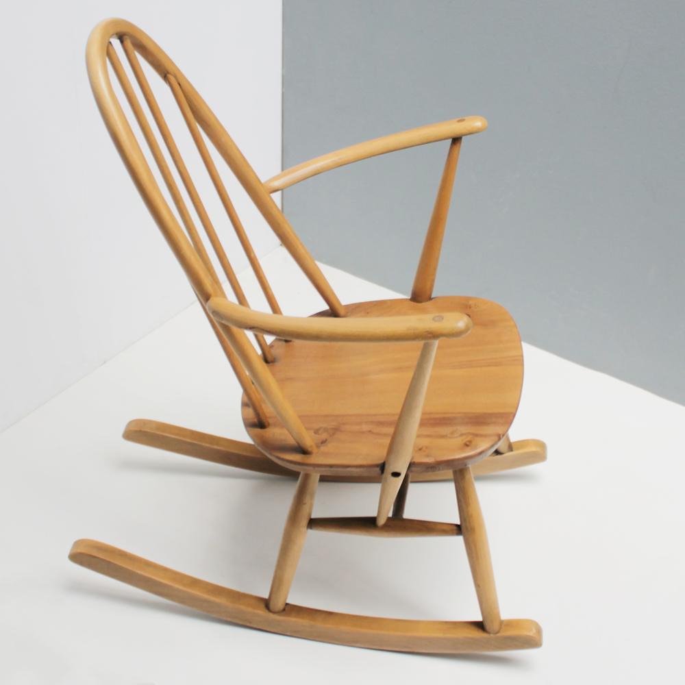 Mid-Century Modern Small Rocking Chair by Lucian Ercolani for Ercol For Sale