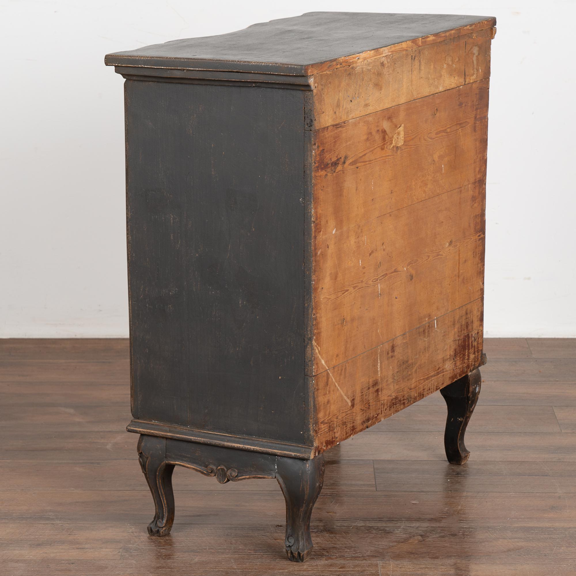 Small Rococo Chest of Three Drawers, Sweden circa 1840-60 For Sale 4