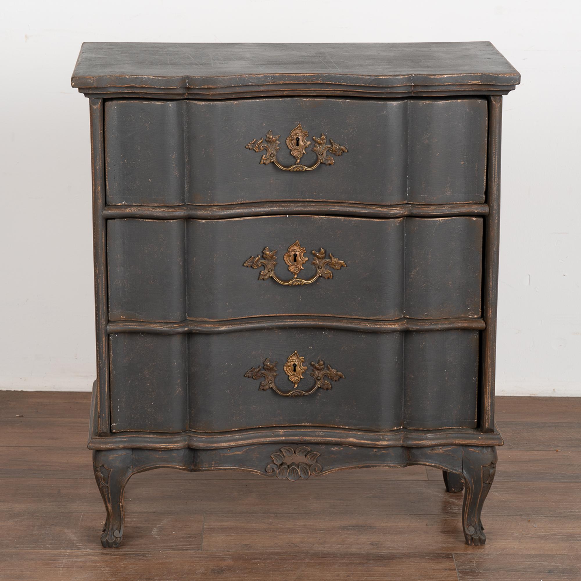 Small Rococo Chest of Three Drawers, Sweden circa 1840-60 In Good Condition For Sale In Round Top, TX