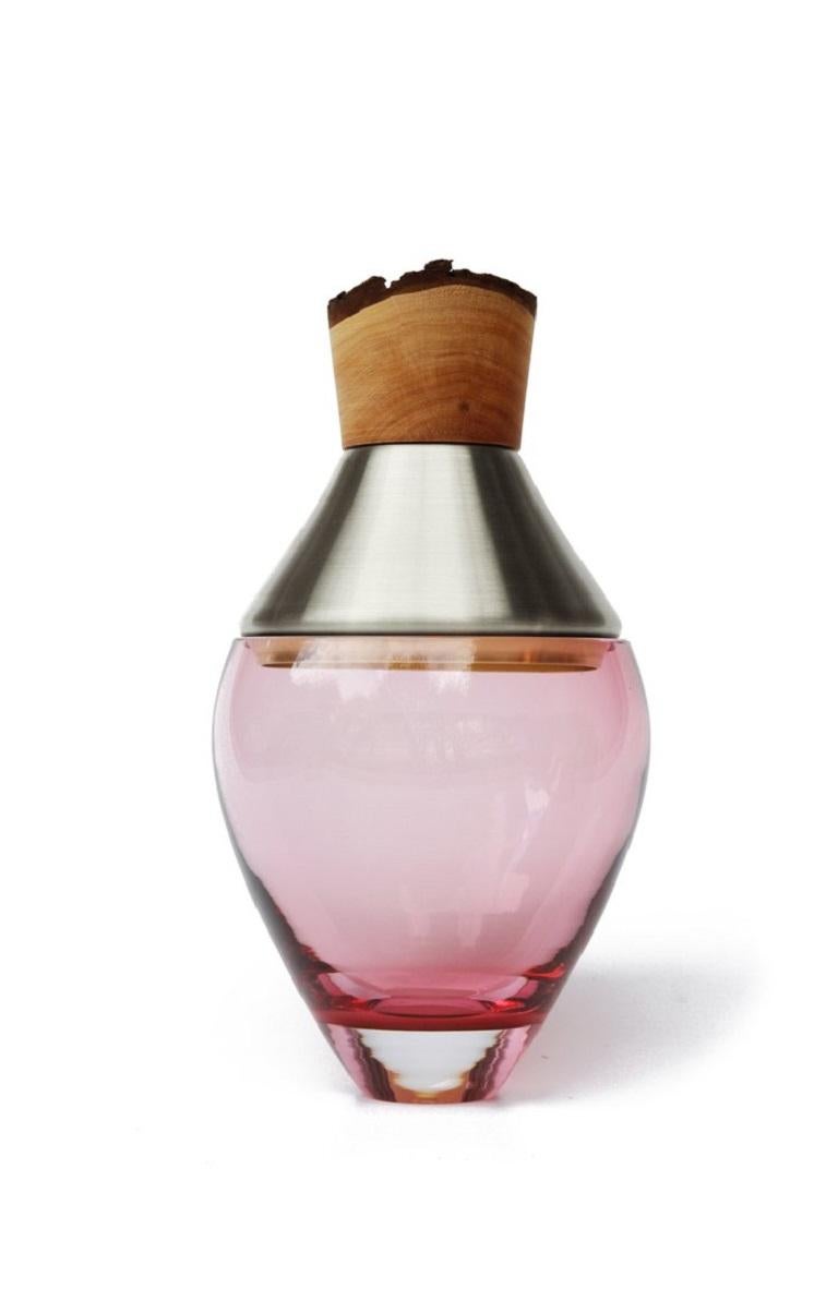 Organique Petit vase d'Inde à patine rose et cuivre I, Pia Wüstenberg en vente
