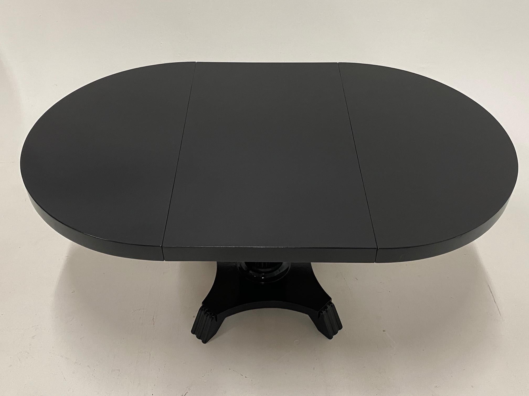 Wood Small Round and Oval Hollywood Regency Style Black Laquer Dining Table