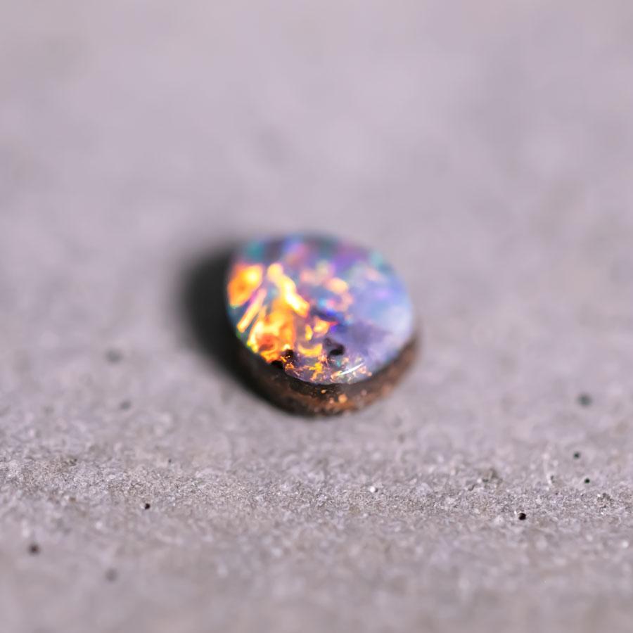 Piccola opale tonda australiana Boulder 0,50ct Gemma sciolta per la creazione di gioielli In condizioni Nuovo in vendita a Suwanee, GA