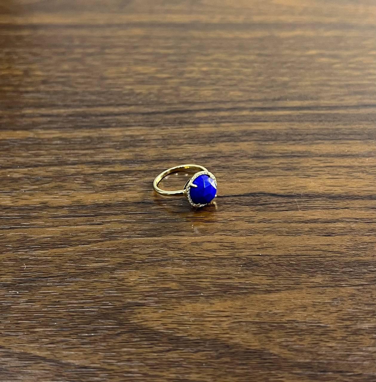 Mixed Cut Small Round Blue Lapis Lazuli Diamonds Halo 14K Yellow Gold Statement Ring For Sale