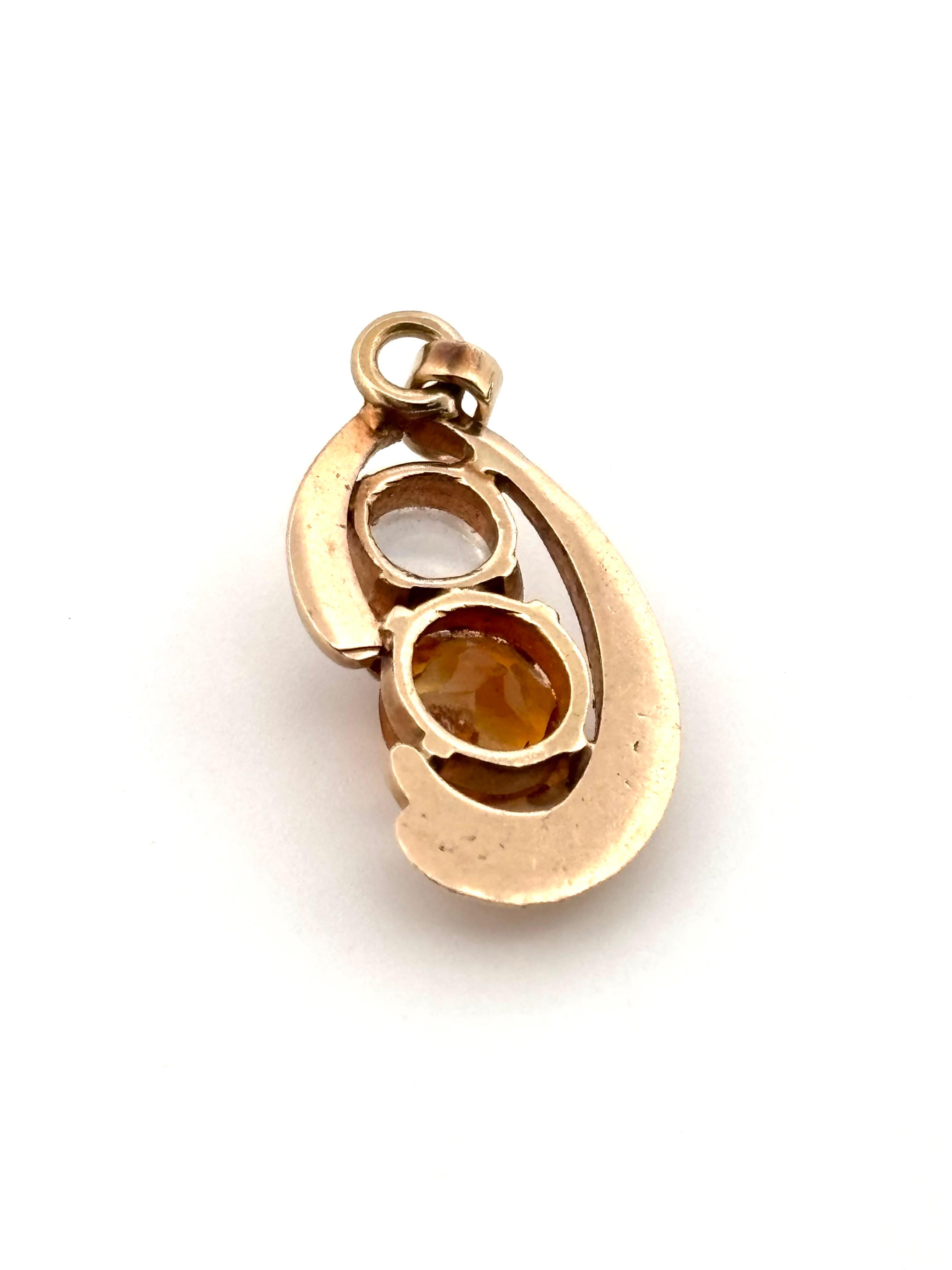 Pendentif en or jaune 14K avec petite citrine et pierre de lune taillée en rond et tourbillonnante en vente 2