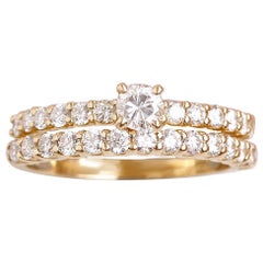 Anillo de compromiso mimimalista de dos anillos de diamantes redondos pequeños con pavé Básico