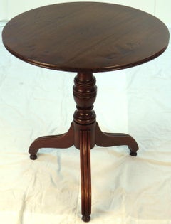 Small Round English Oak Victorian Pedestal Tripod Side Table