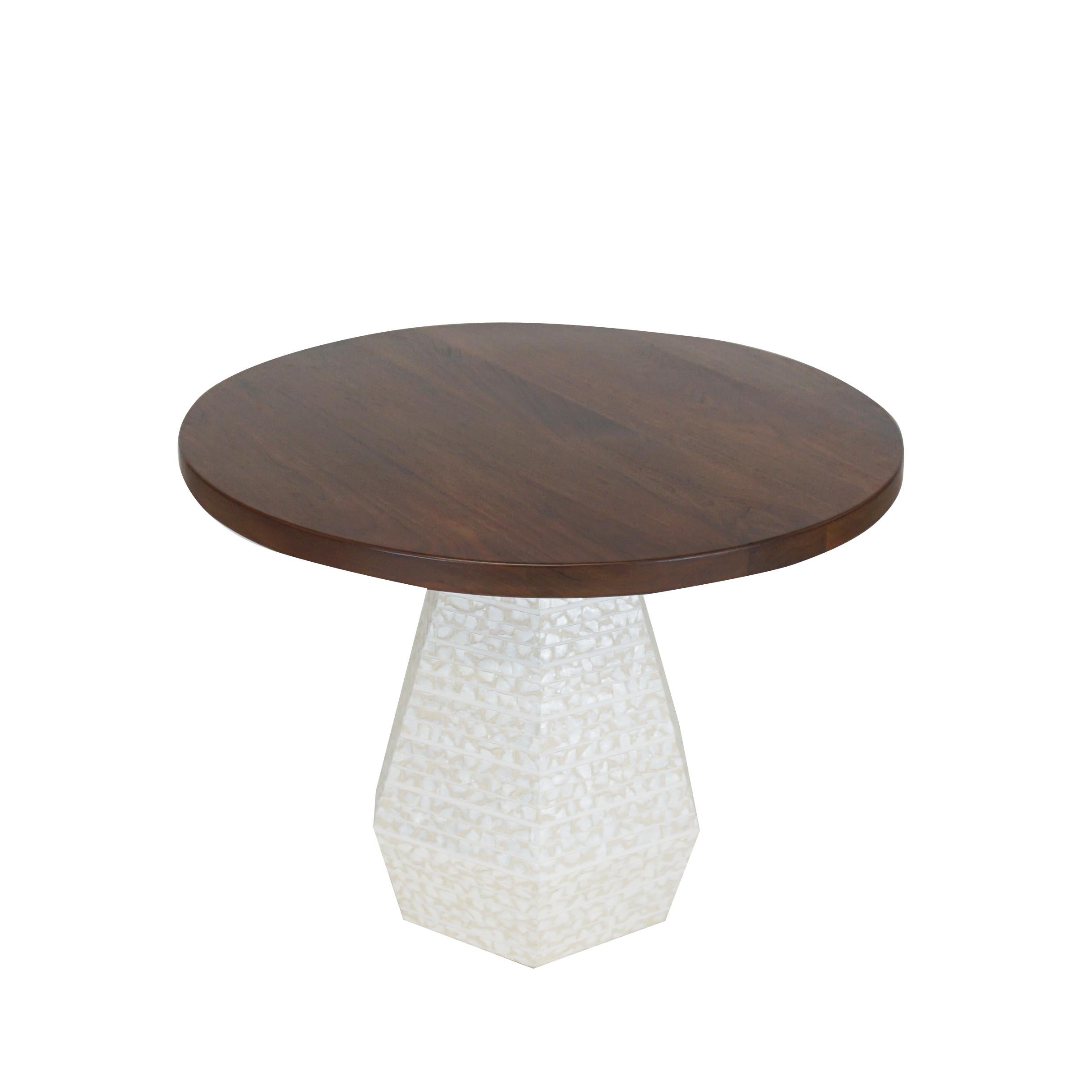 small round pedestal dining table