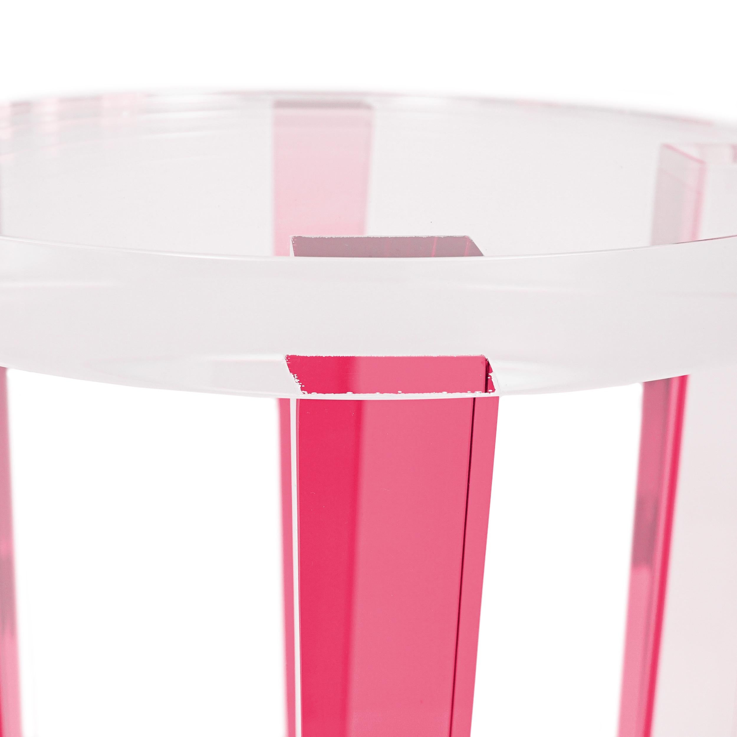 Kleiner runder rosa/beerfarbener Lucite-Beistelltisch im Angebot 10