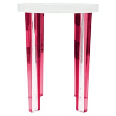 Petite table d'appoint ronde en lucite rose/berry