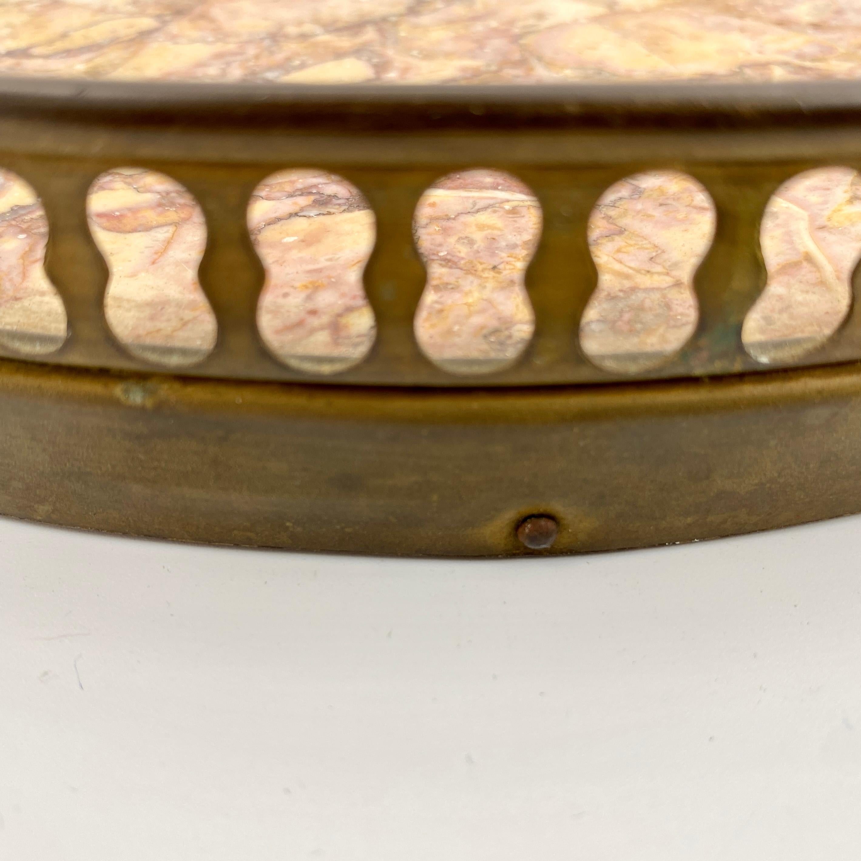20th Century Small Round Tray with Red Carrara Marble Top and Brass Edging For Sale