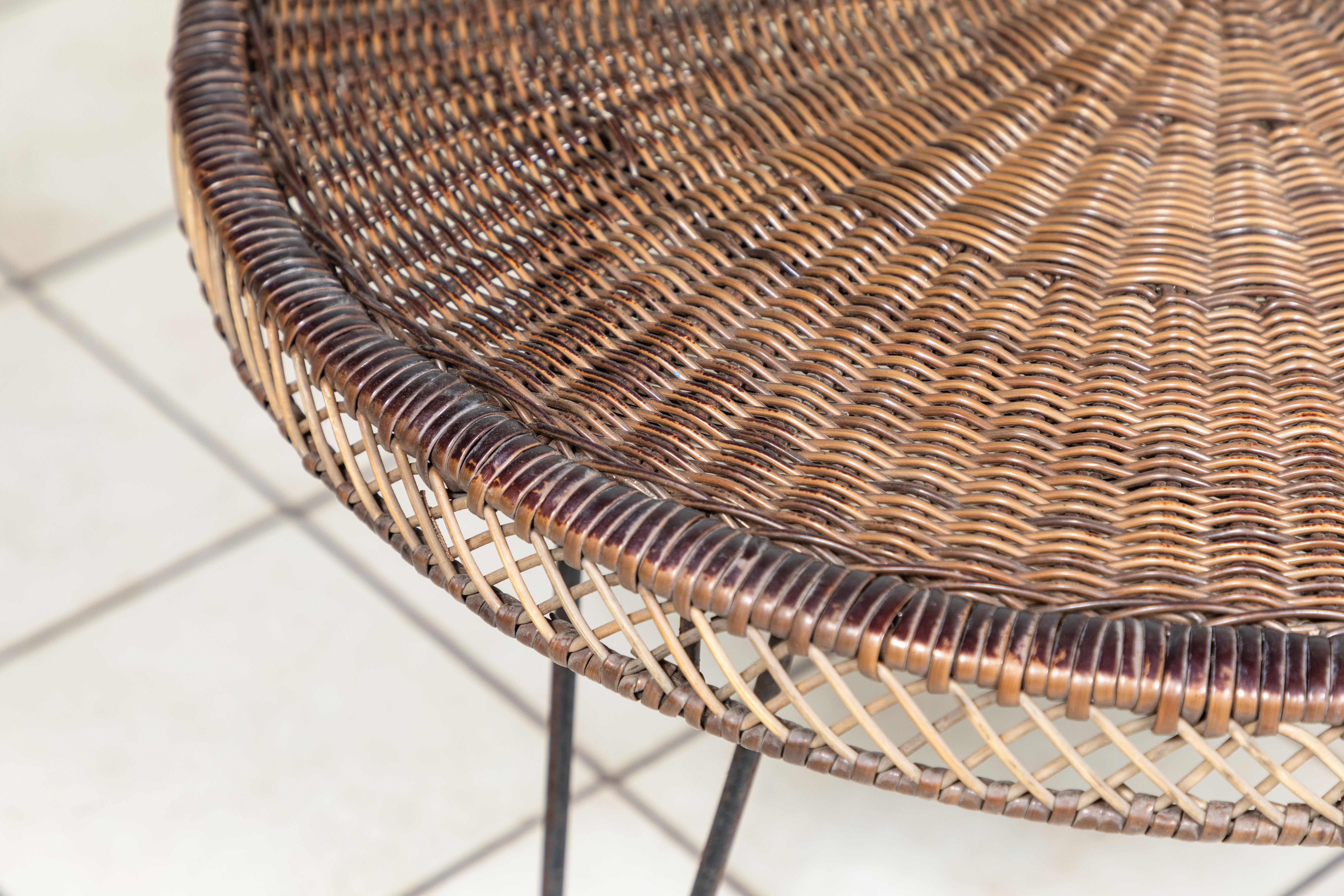 Mid-Century Modern Small Round Wicker-Top Table, 1960s 