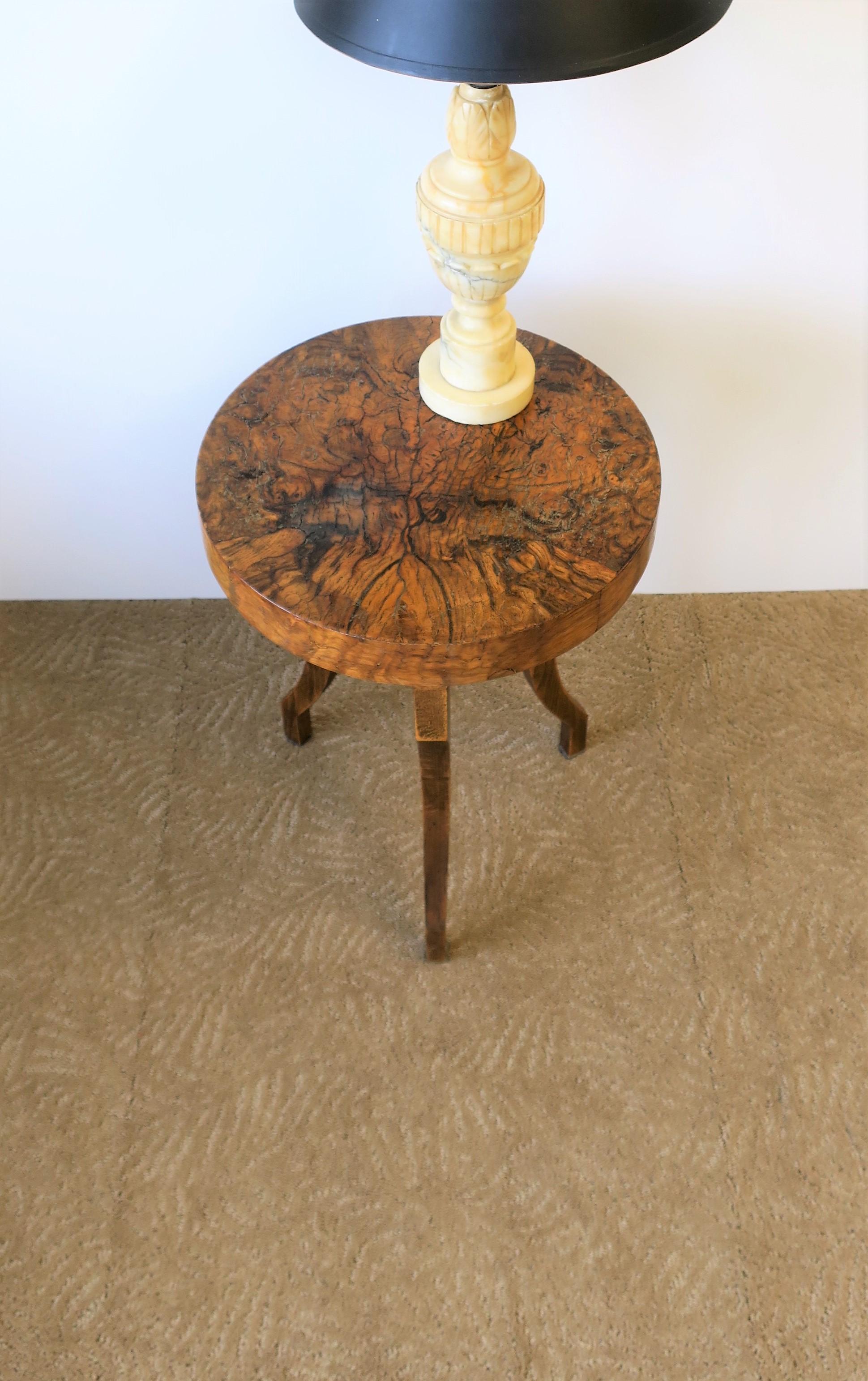 Small Round Wood Gueridon Side or Drinks Table 7