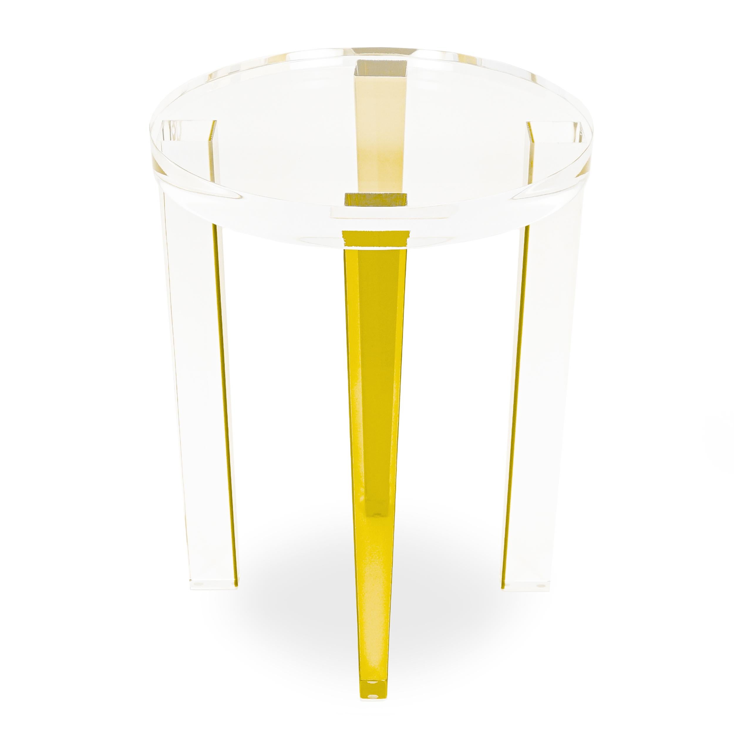 Small Round Yellow Lucite Four-Leg Side Table For Sale 1