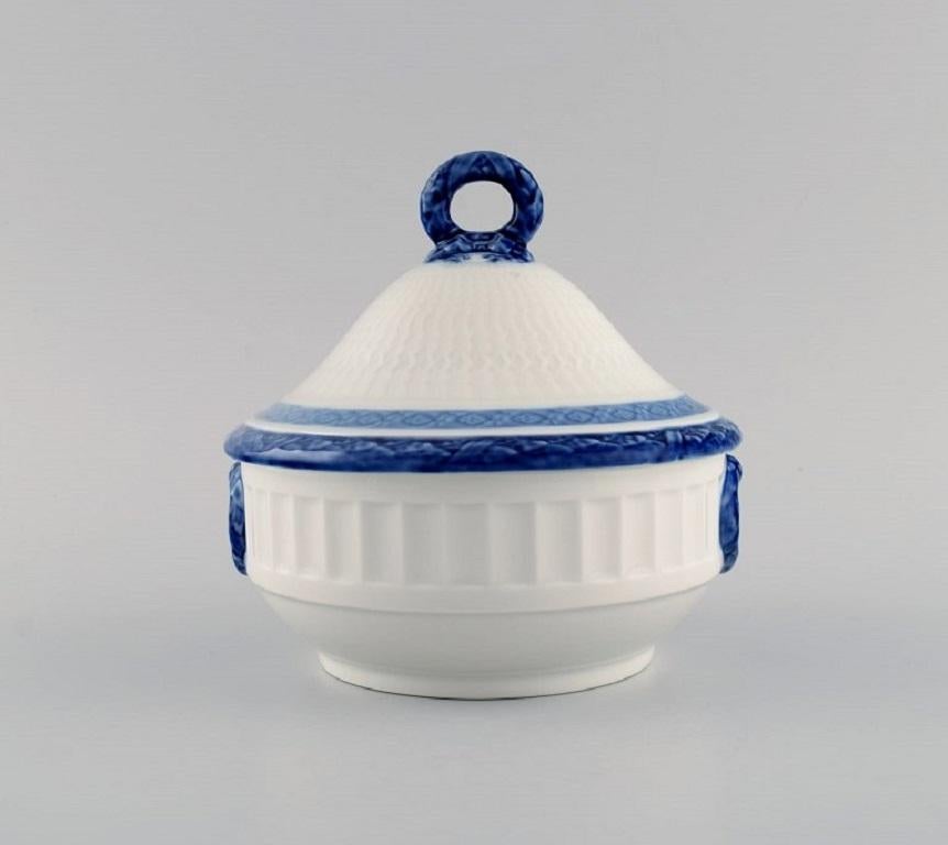 Neoclassical Revival Small Royal Copenhagen Blue Fan lidded tureen. Dated 1968 For Sale