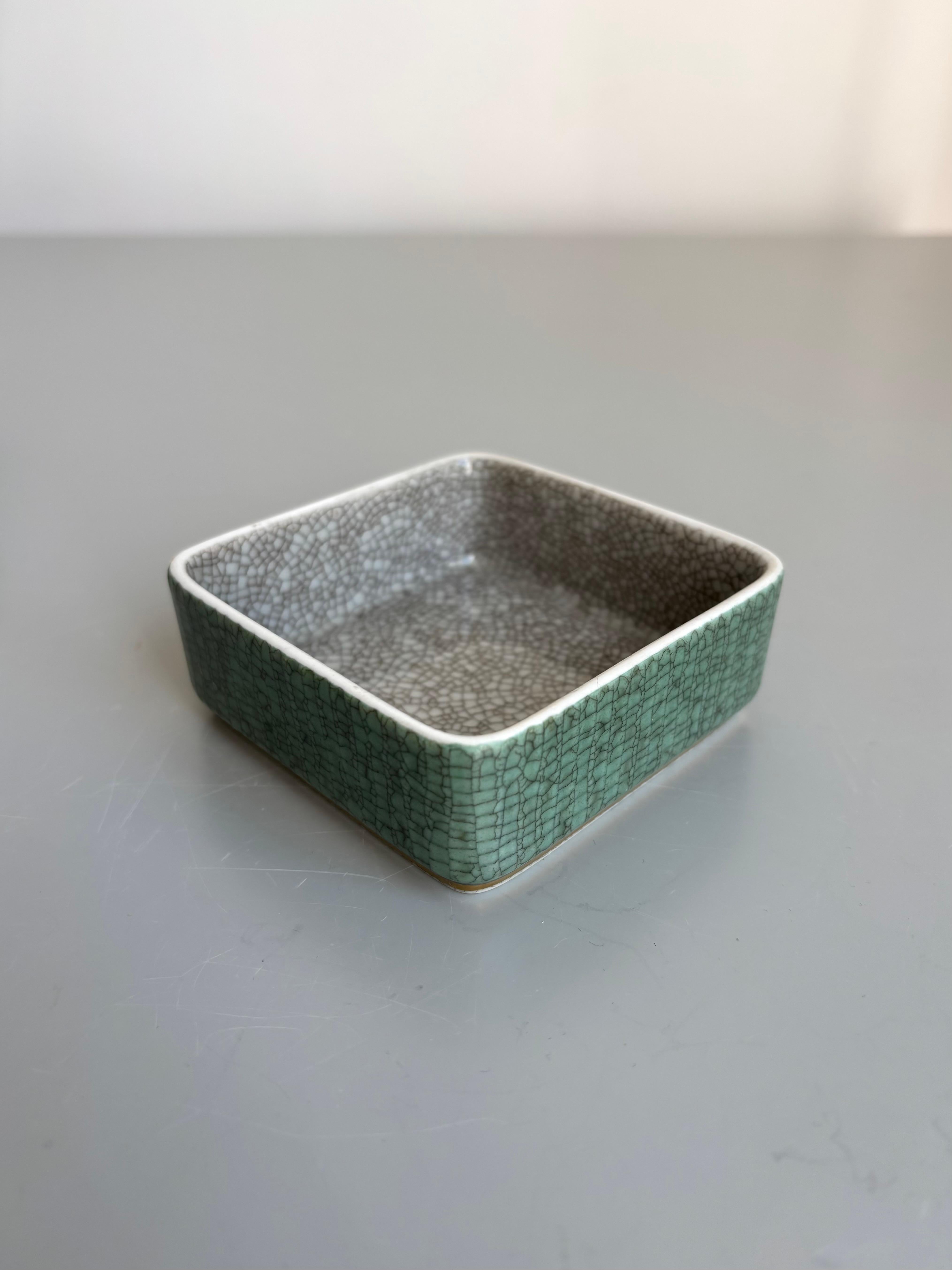 Small Royal Copenhagen Cracklé Glaze Vide-Poche, 1950s For Sale 4