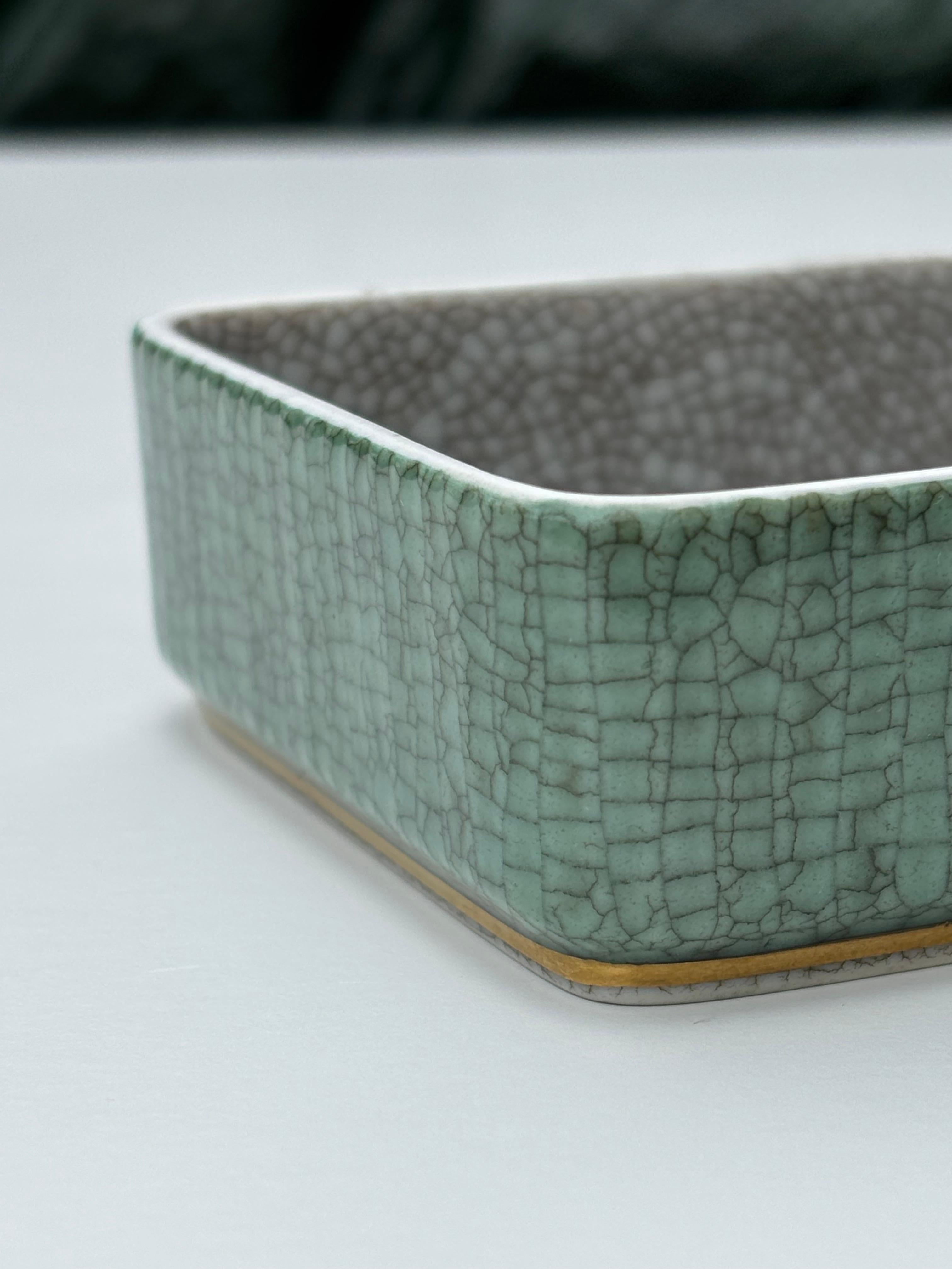 Small Royal Copenhagen Cracklé Glaze Vide-Poche, 1950s For Sale 1