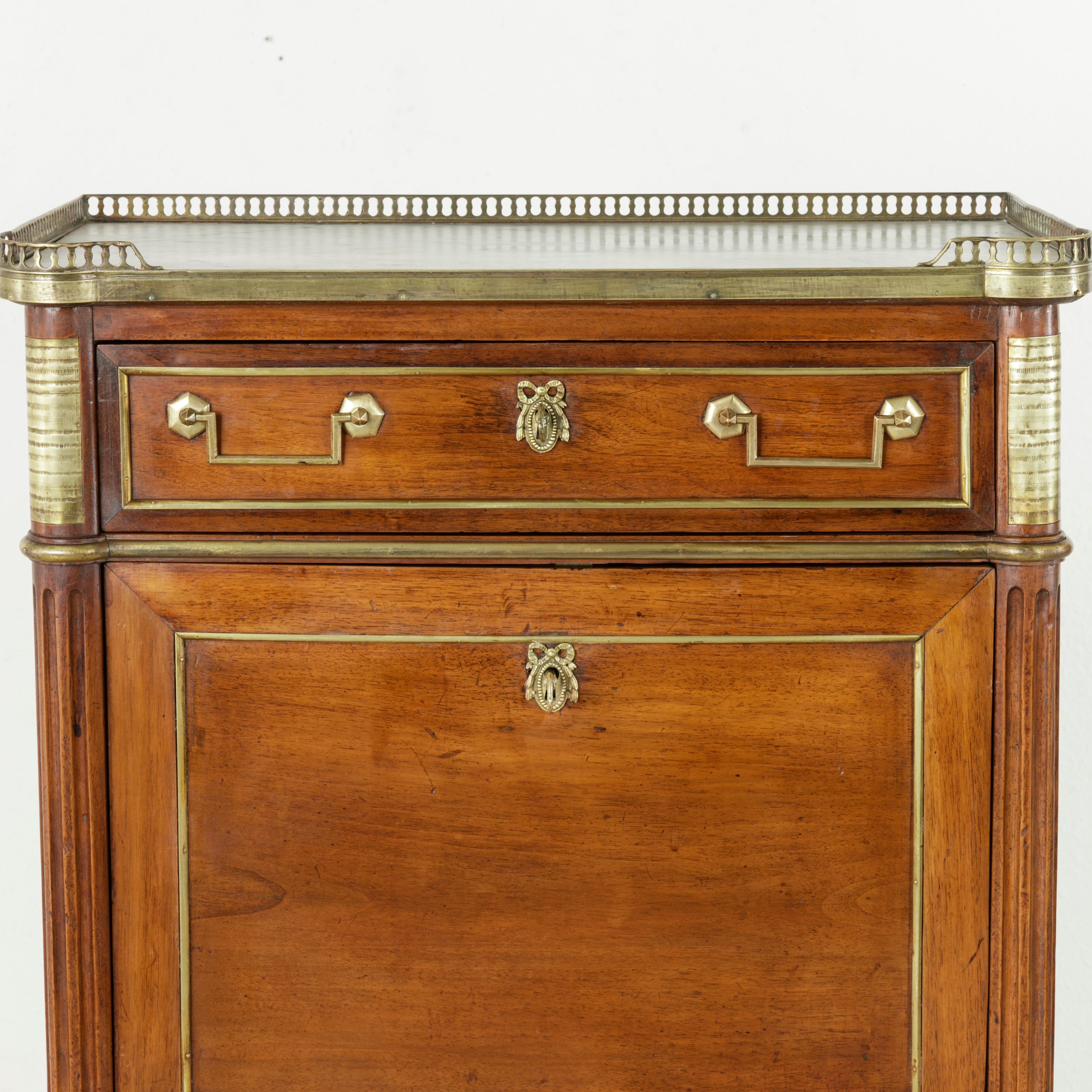 Small-Scale 18th Century French Louis XVI Period Mahogany Secretary, Marble Top In Excellent Condition In Fayetteville, AR