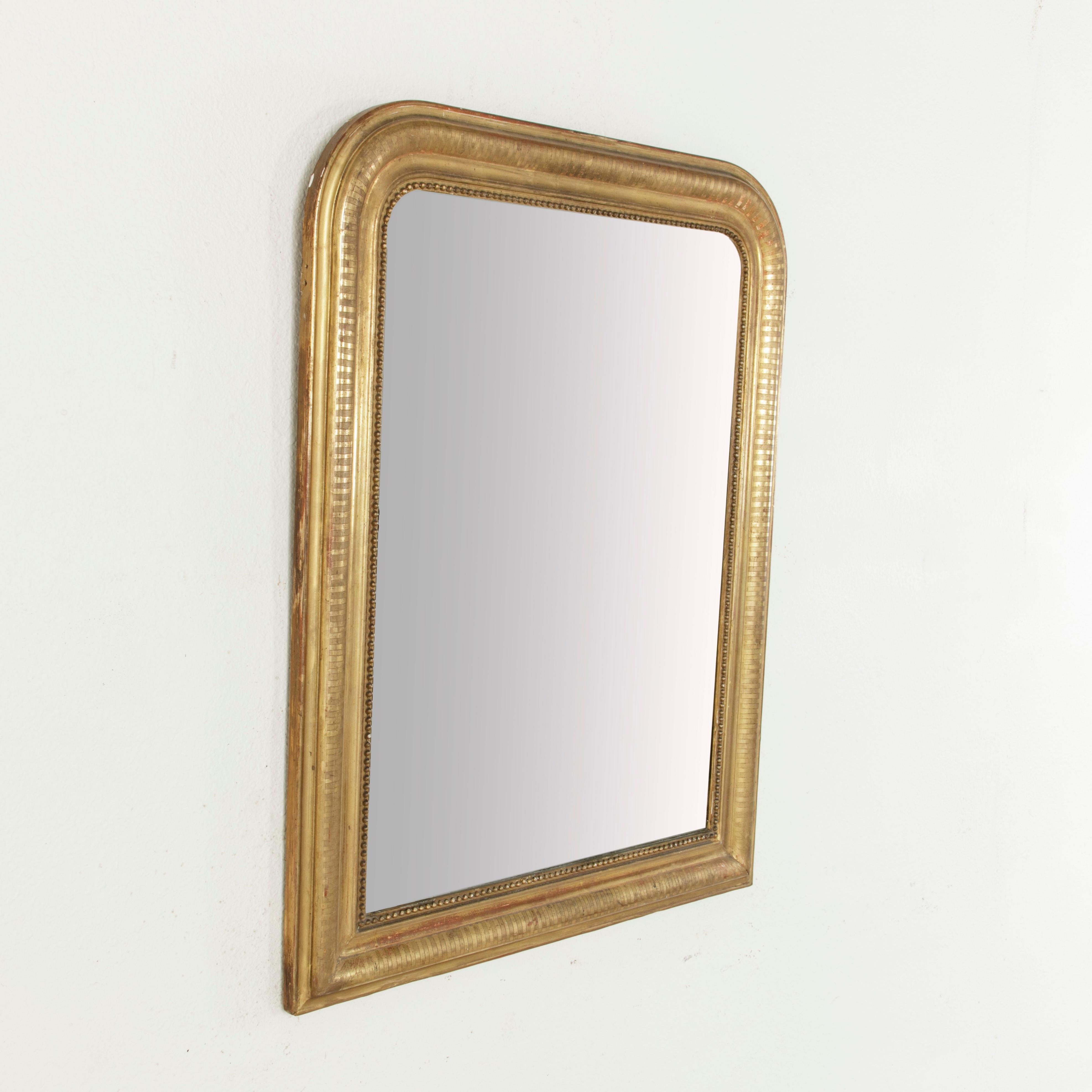 Small Scale 19th Century Giltwood French Louis Philippe Period Mirror In Good Condition In Fayetteville, AR