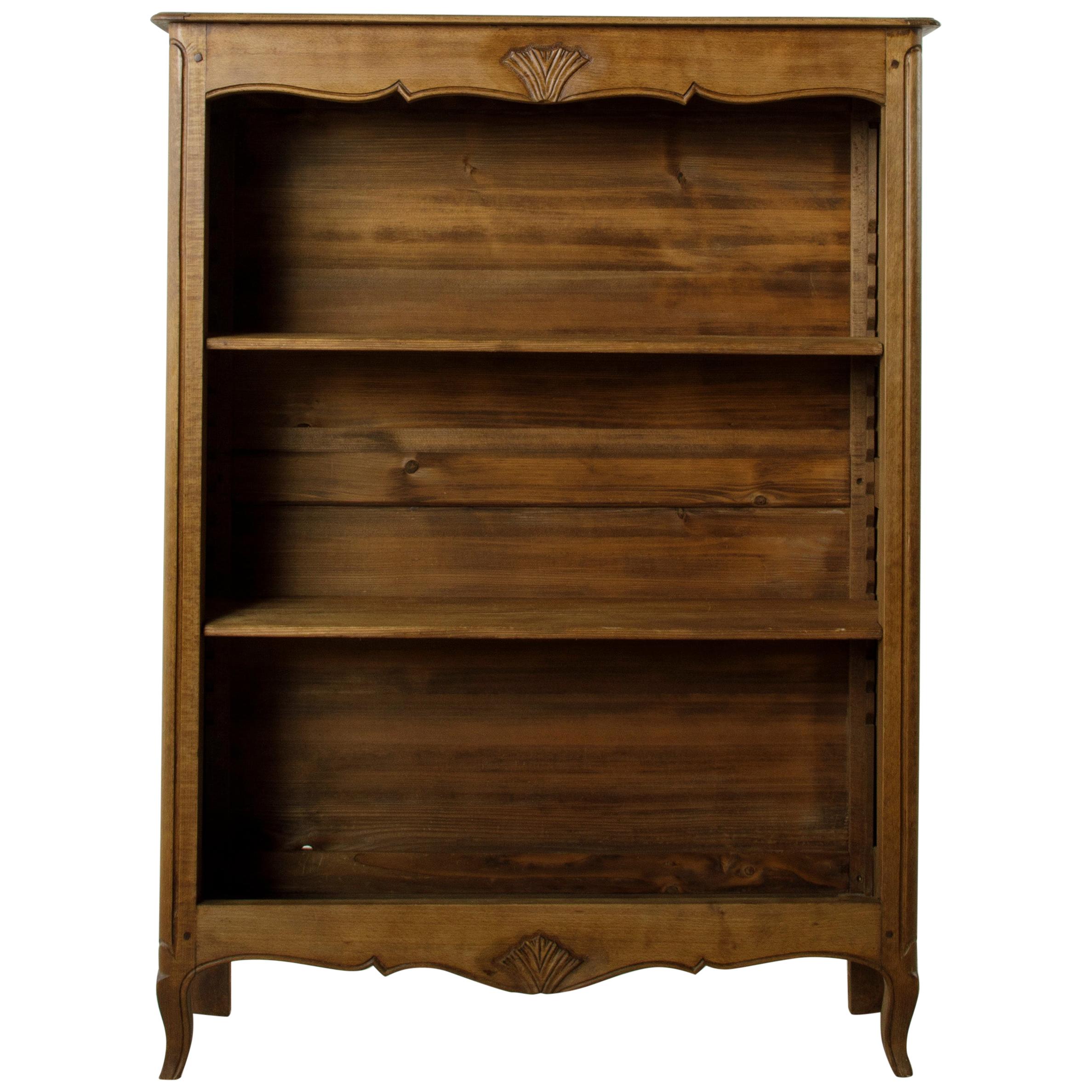 Small Scale Early 20th Century French Louis XV Elm Bookshelf