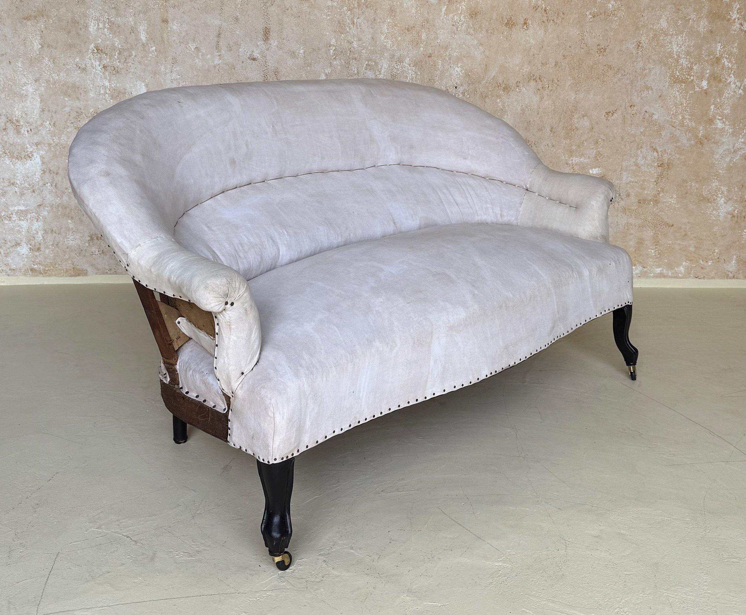 Small Scale French 19th C Napoleon III Settee in Muslin For Sale 8