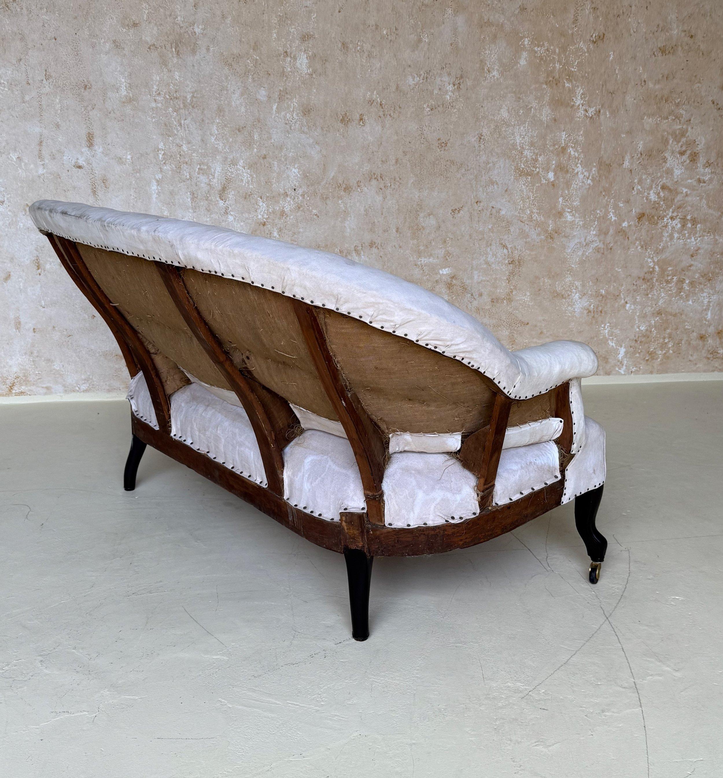 Small Scale French 19th C Napoleon III Settee in Muslin For Sale 2