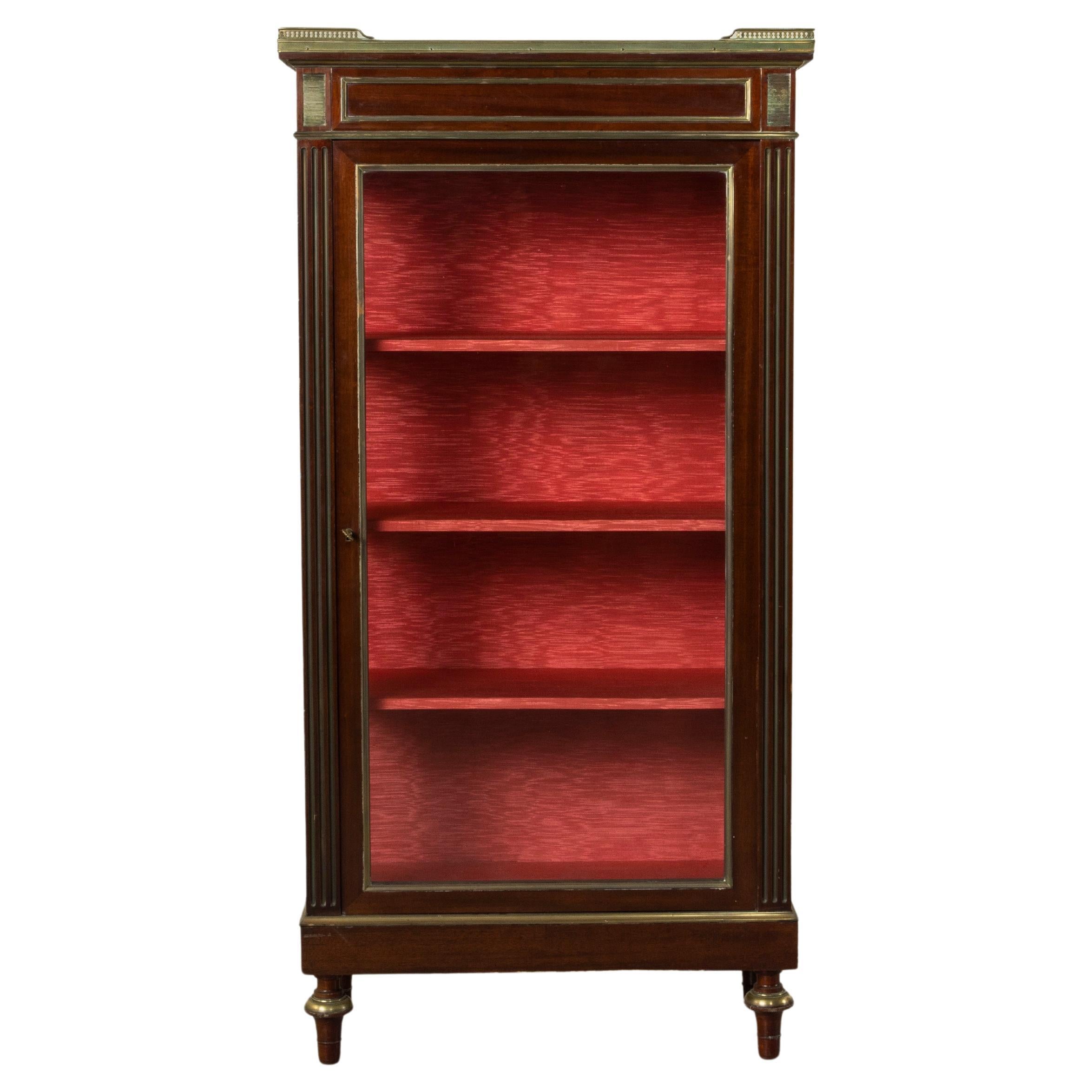 Small Scale Late 19th Century French Louis XVI Style Mahogany Vitrine, Bookcase